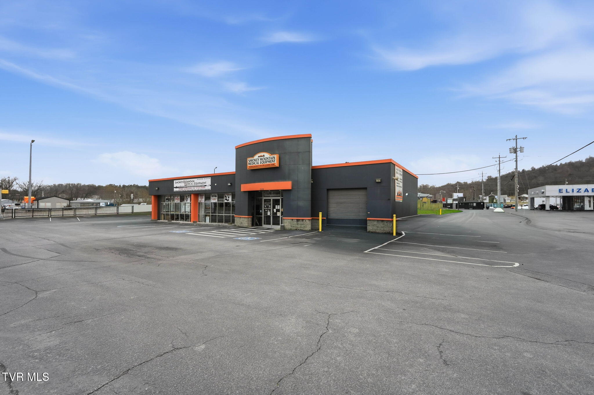 2214 West Elk Avenue