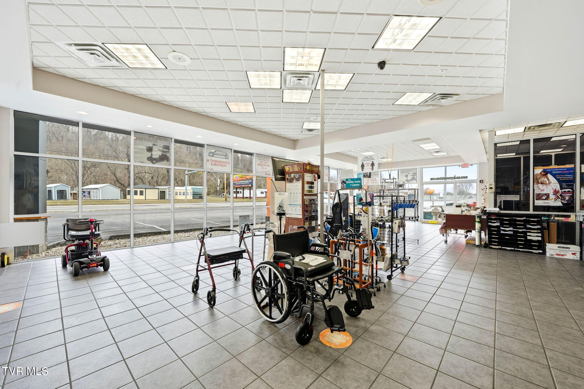 2214 West Elk Avenue