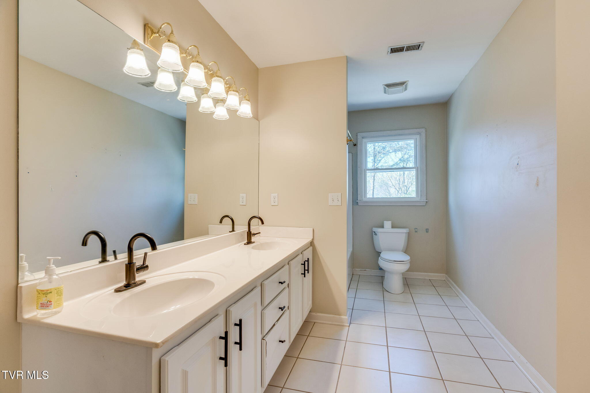303 Breckenridge Trace 303