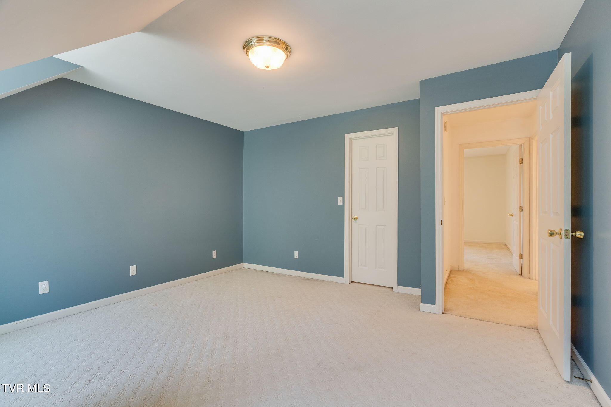 303 Breckenridge Trace 303