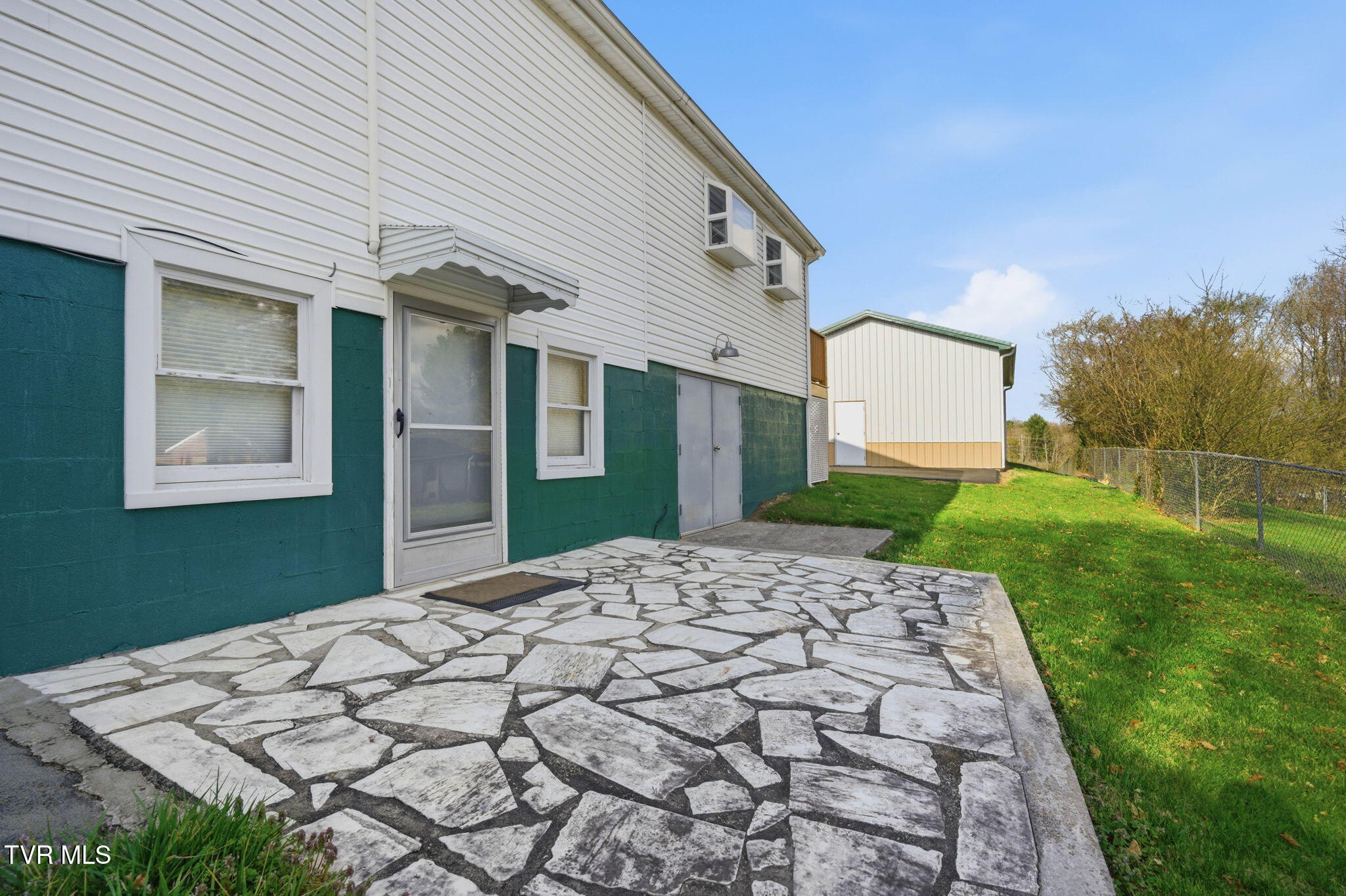 307 Tween Hills Road