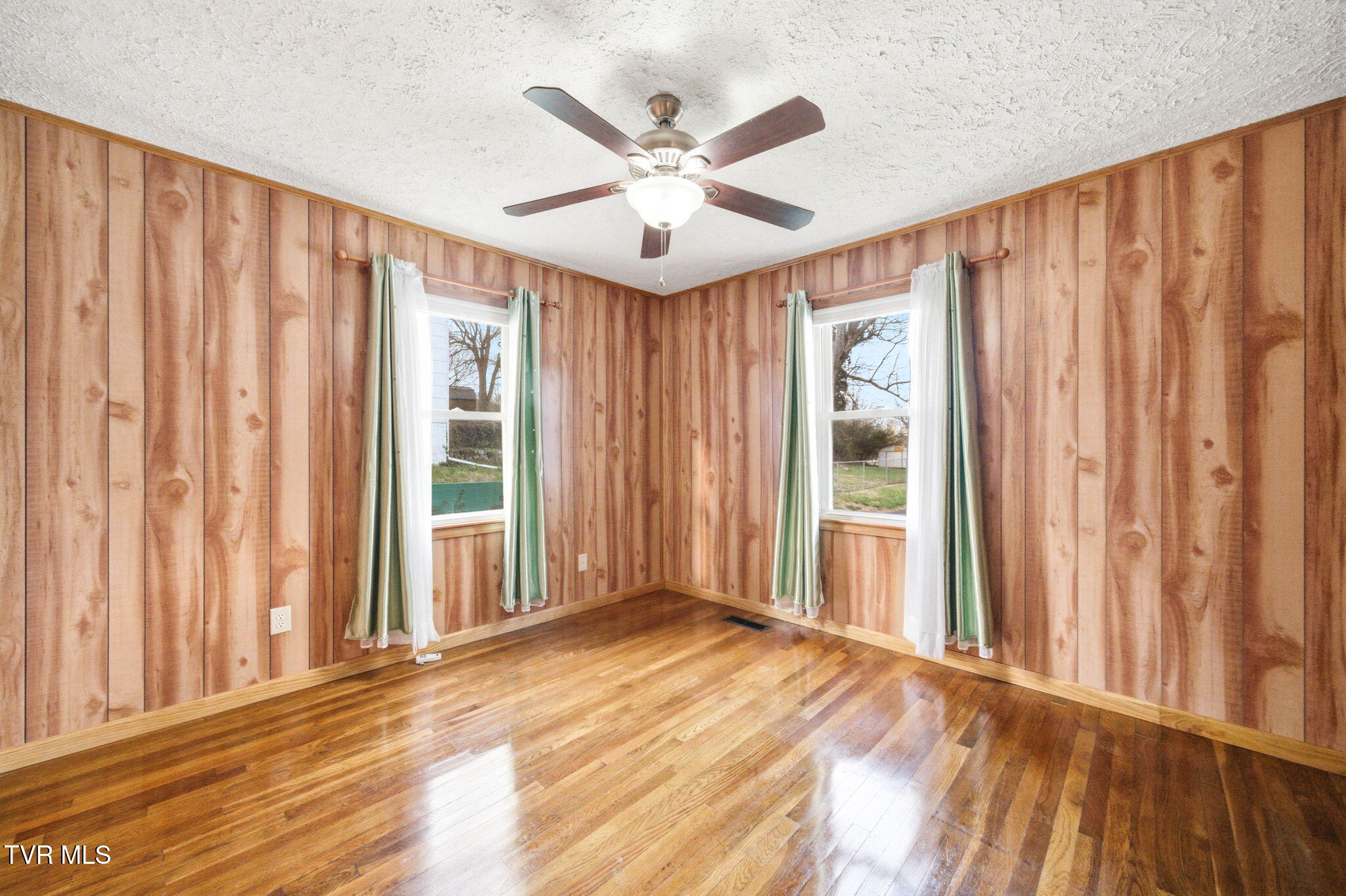 307 Tween Hills Road