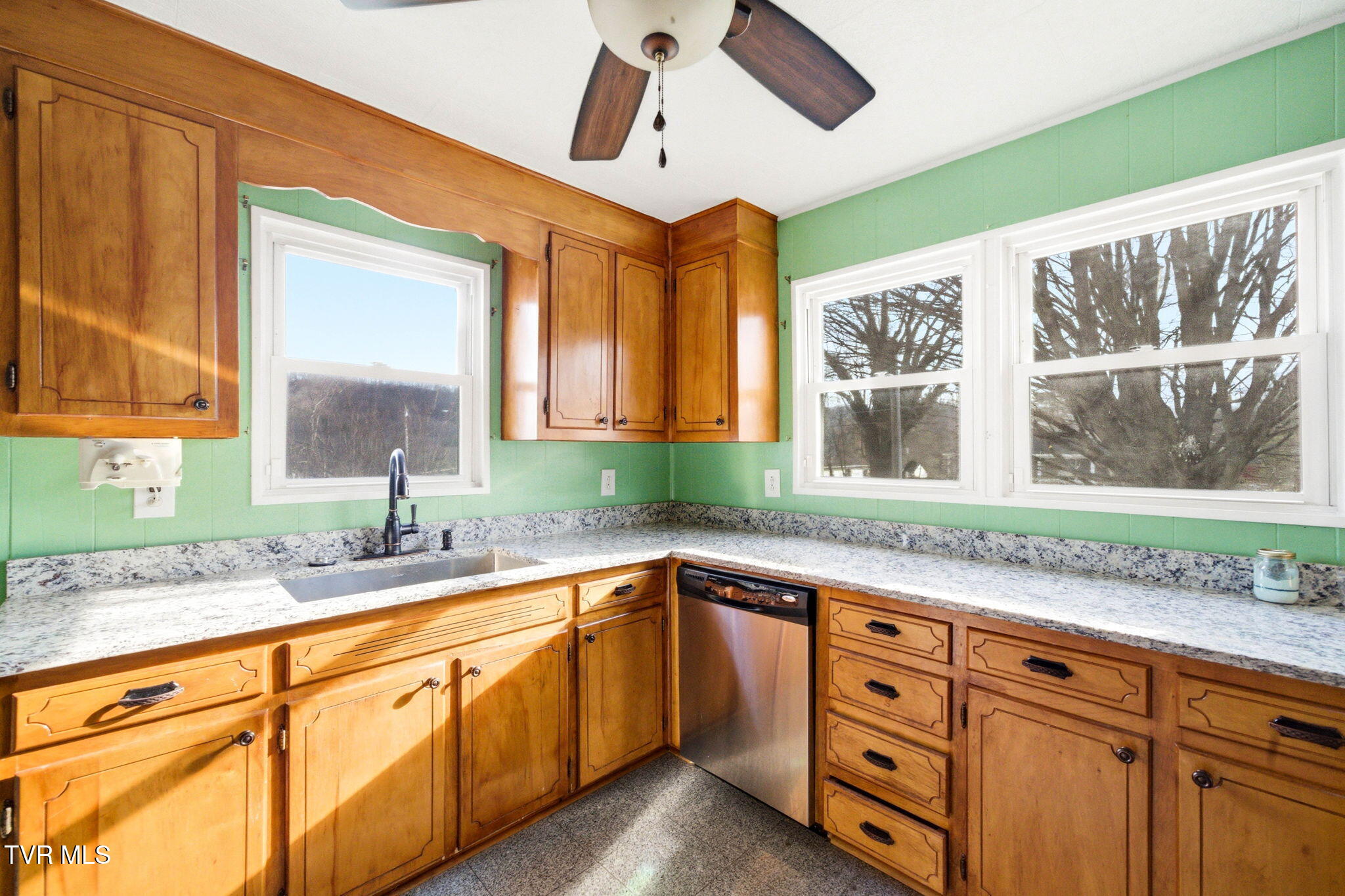 307 Tween Hills Road