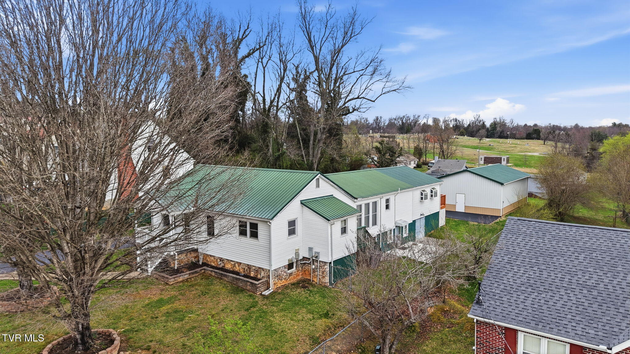 307 Tween Hills Road