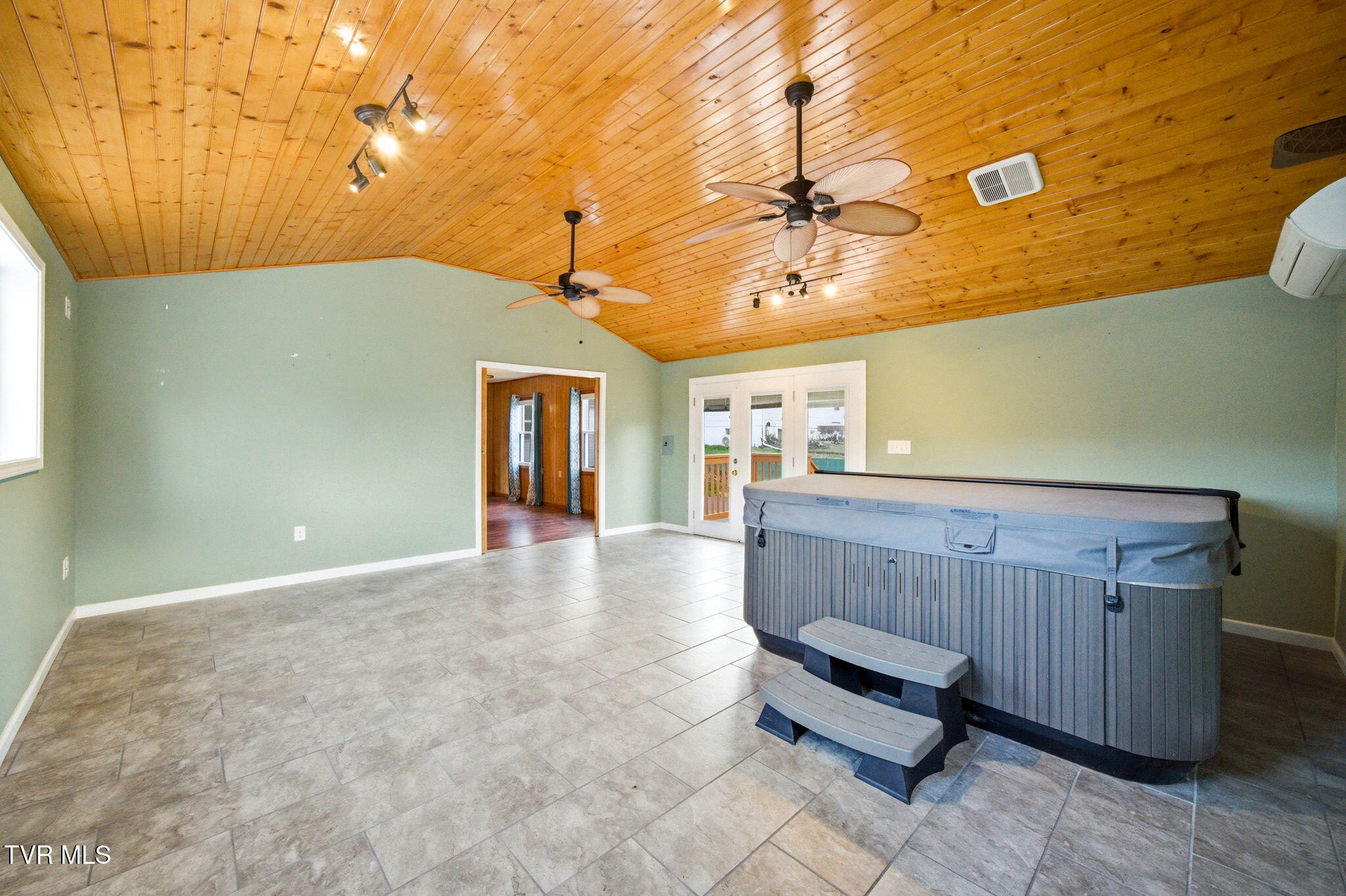 307 Tween Hills Road