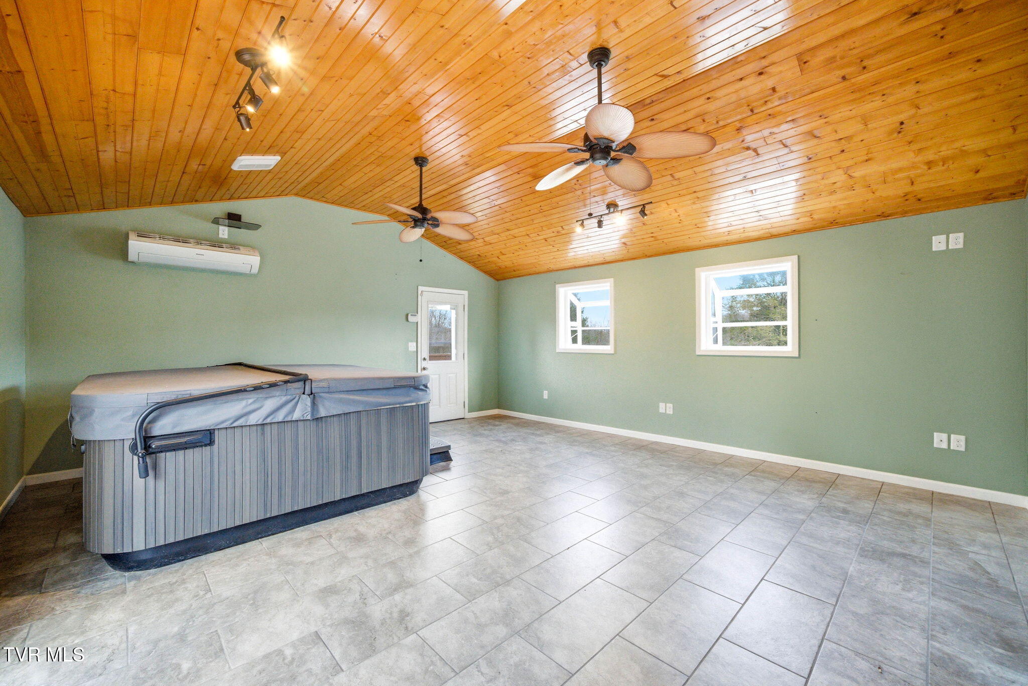 307 Tween Hills Road