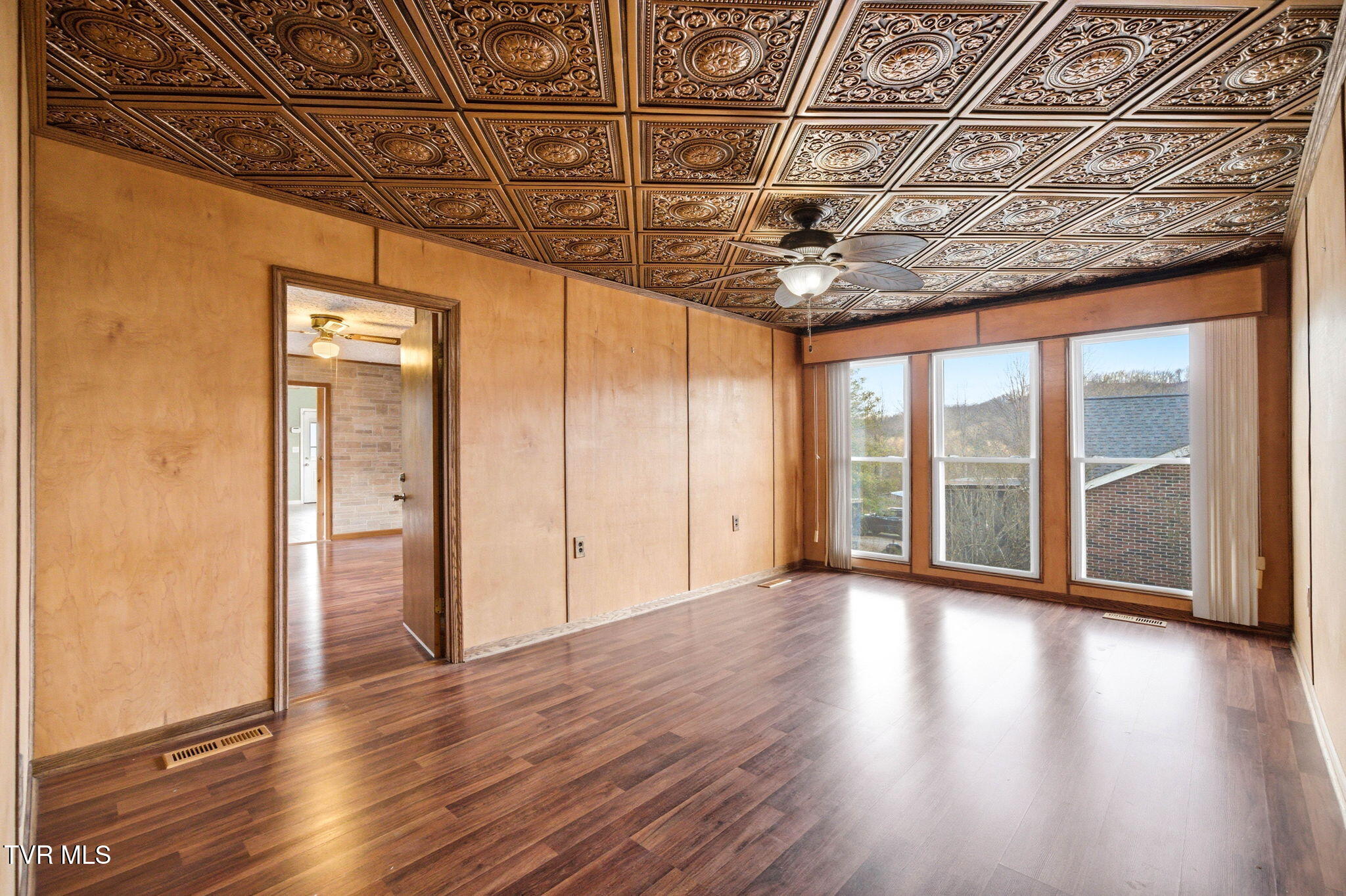 307 Tween Hills Road