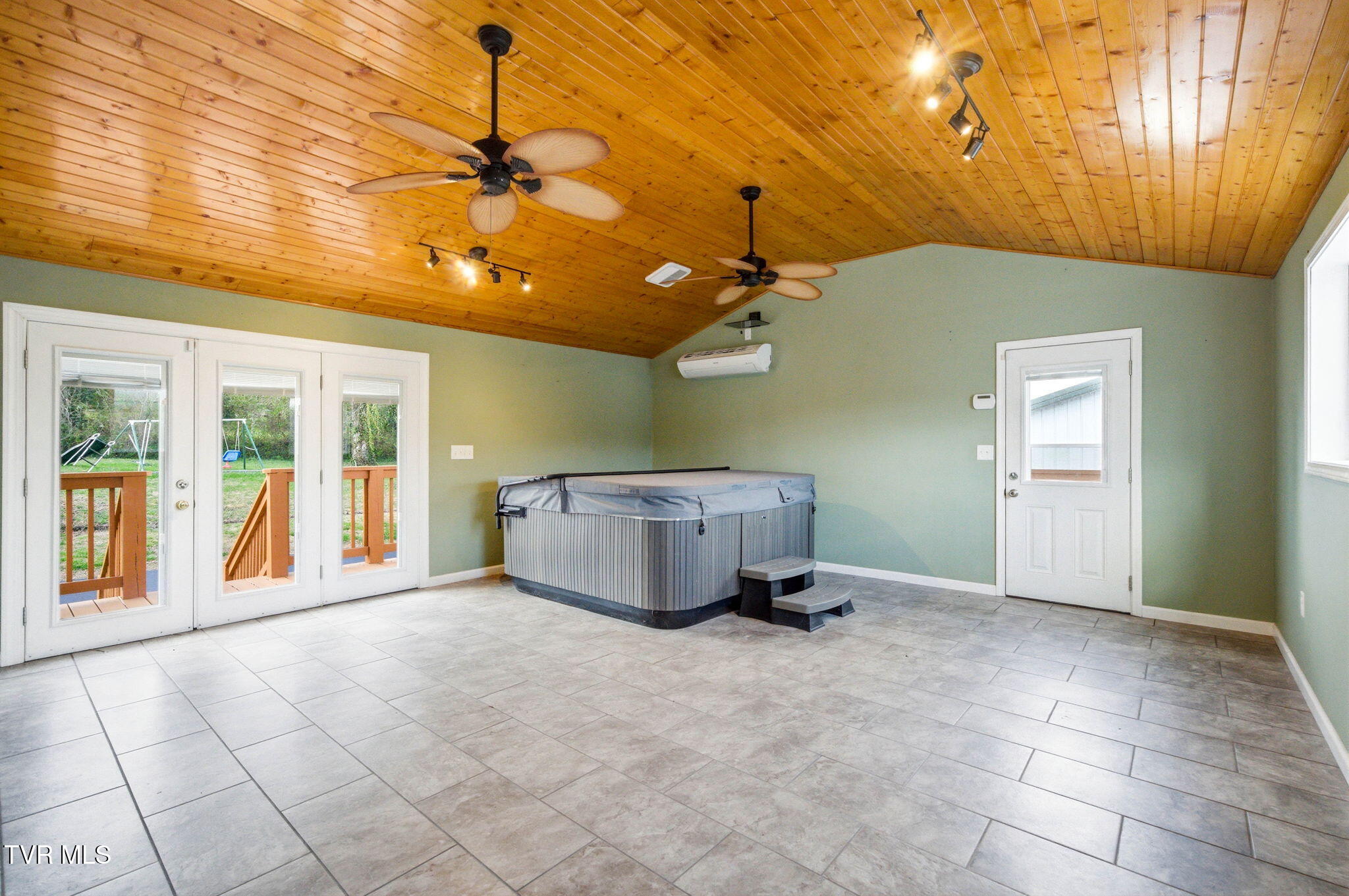 307 Tween Hills Road