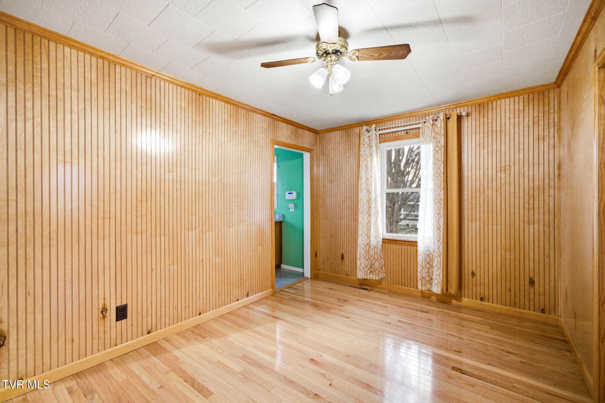 307 Tween Hills Road