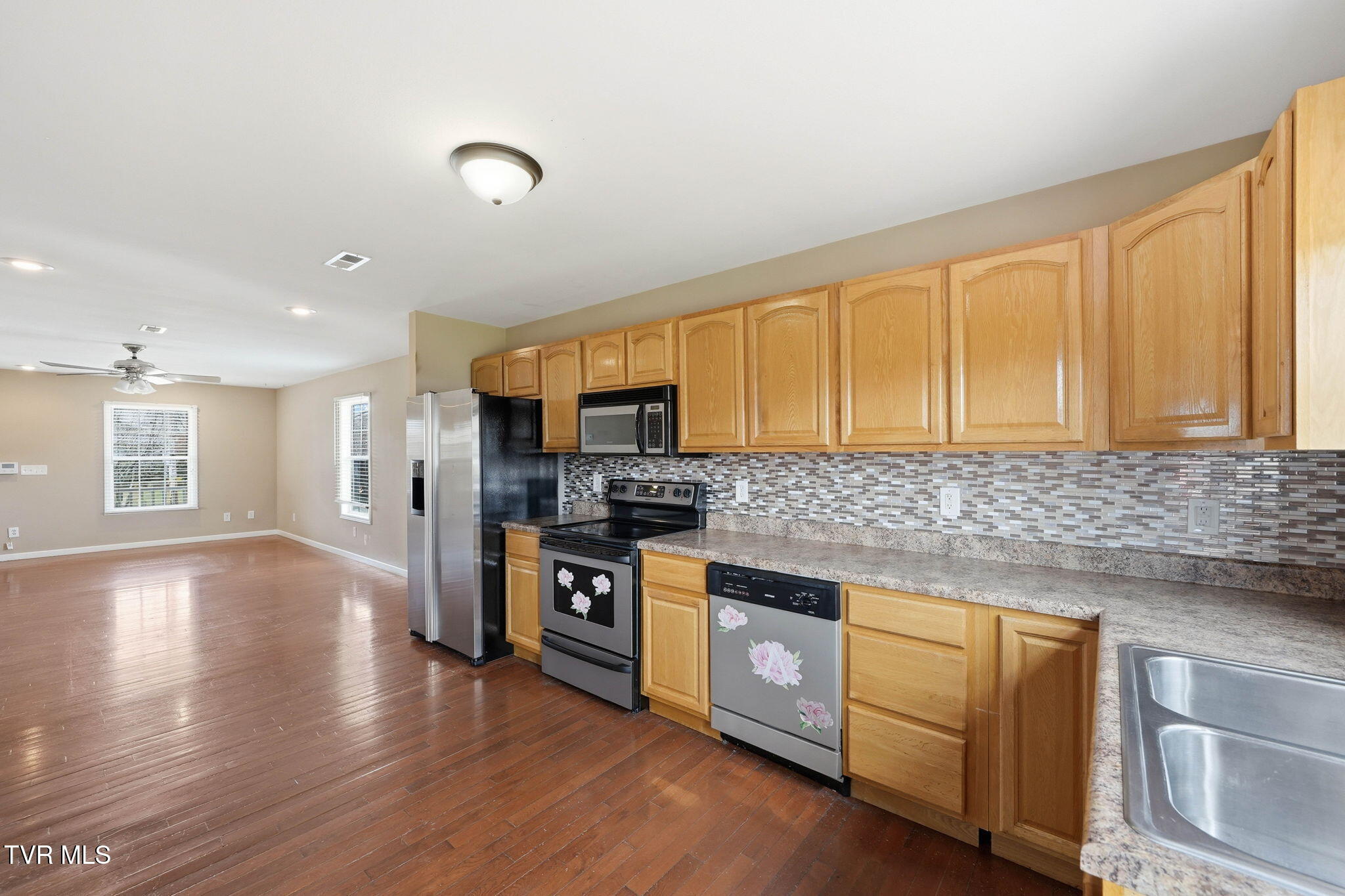 814 North Roan Street