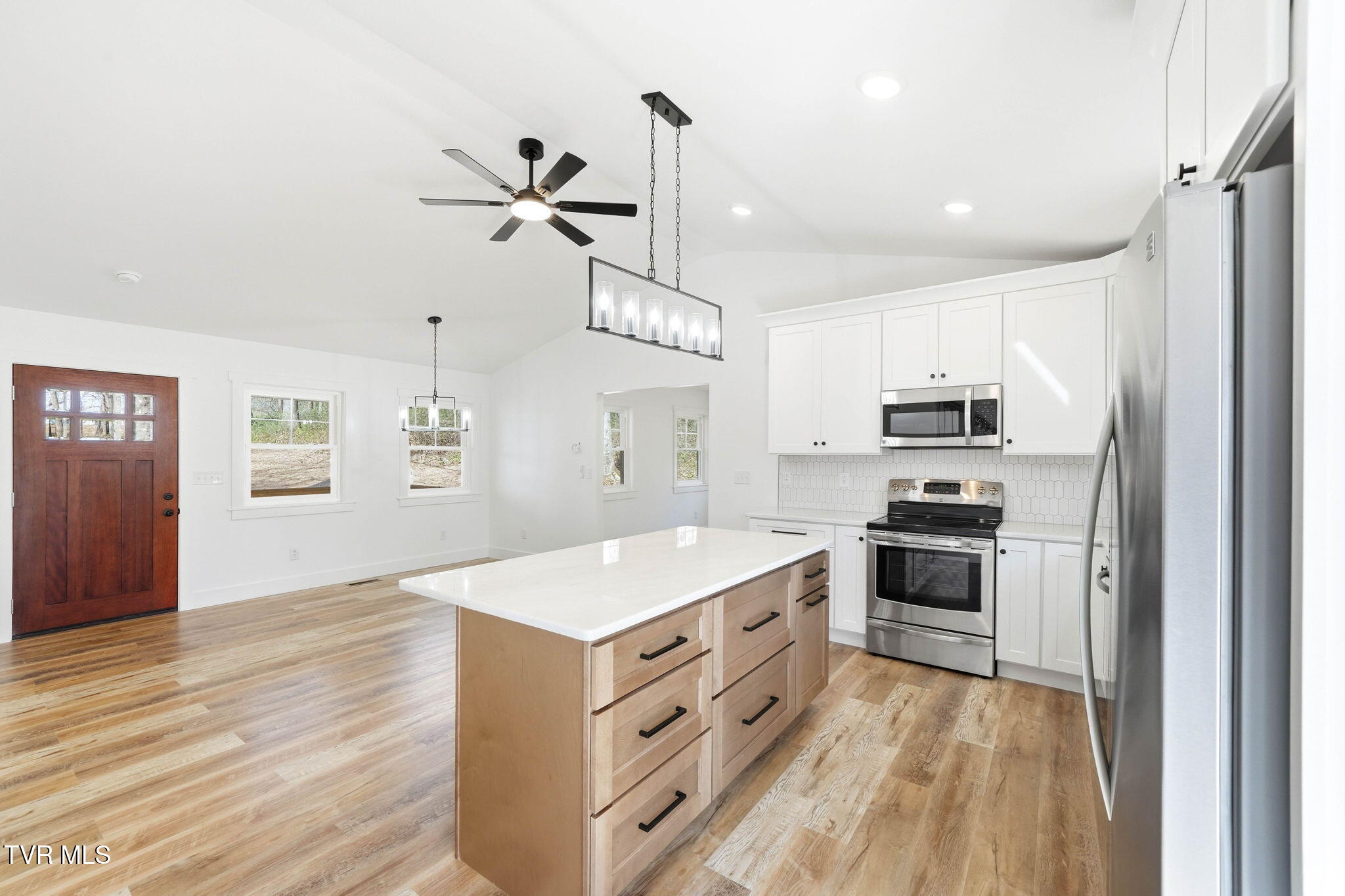 124 Hidden Valley Road