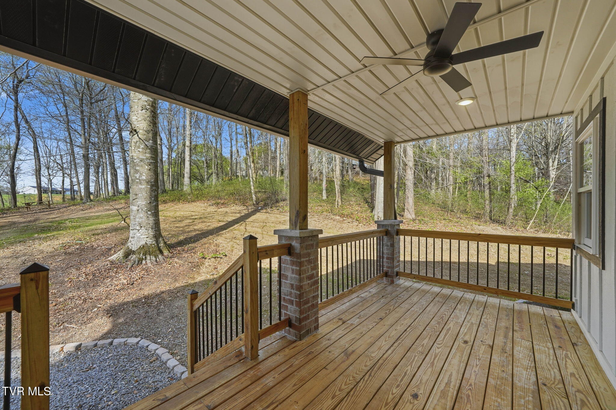 124 Hidden Valley Road