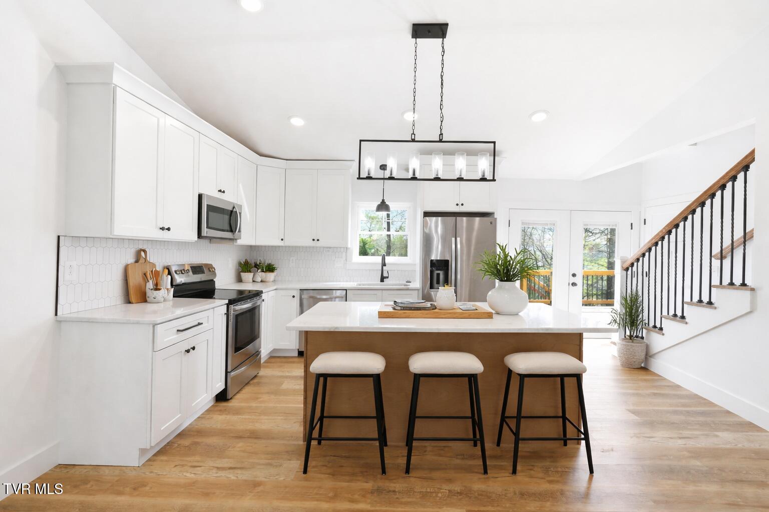 124 Hidden Valley Road