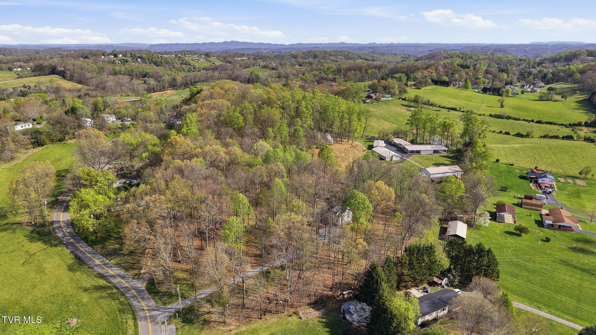 124 Hidden Valley Road