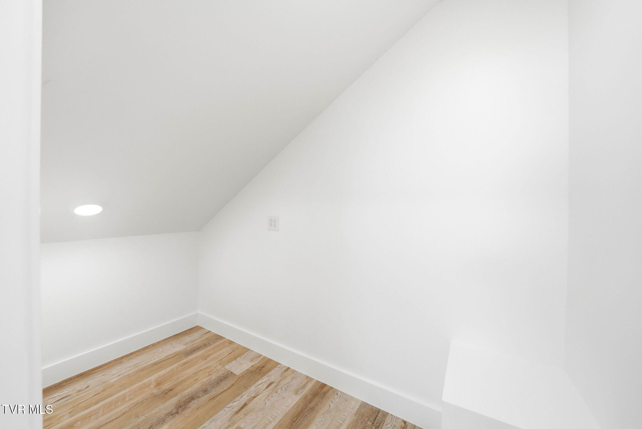 124 Hidden Valley Road