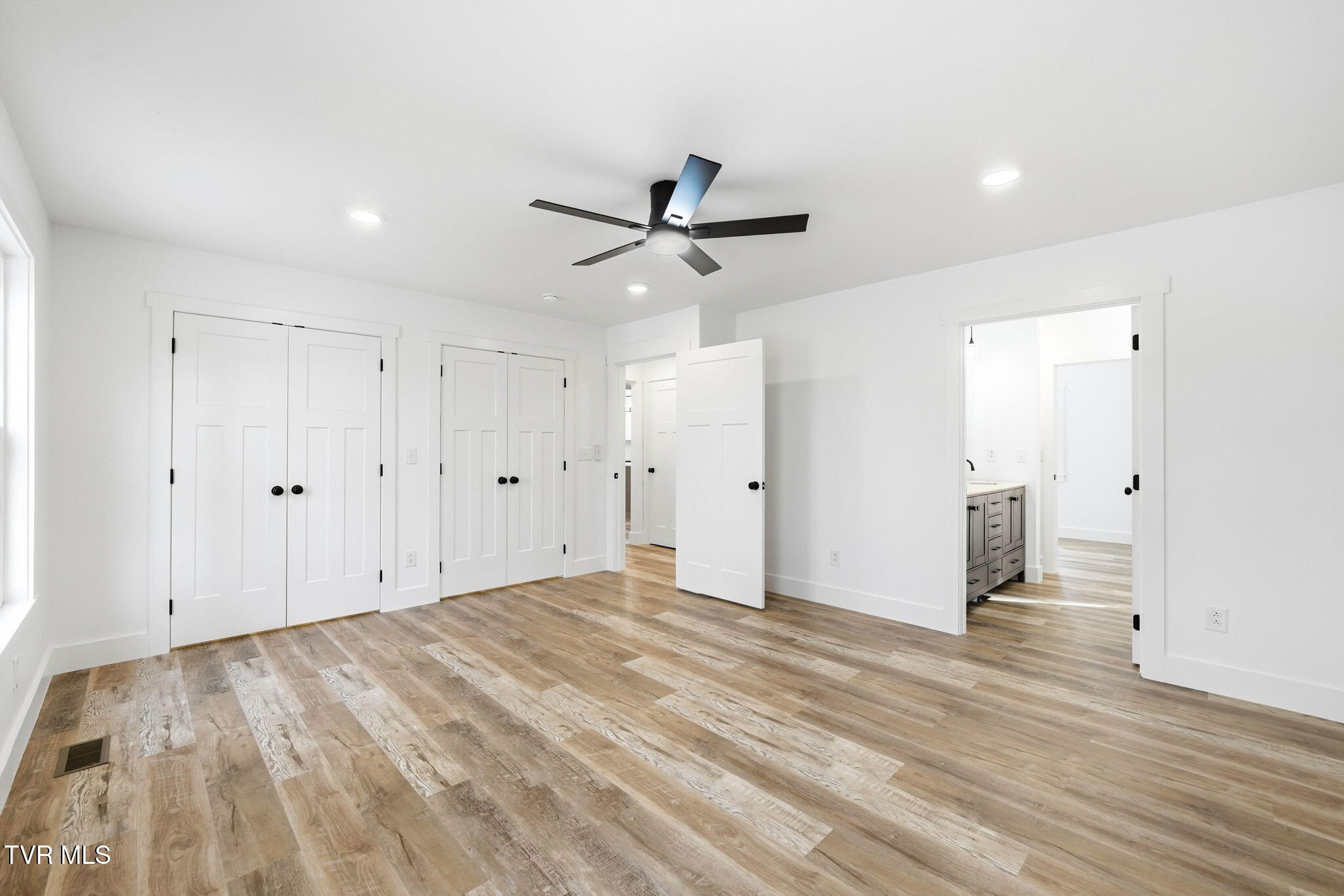 124 Hidden Valley Road