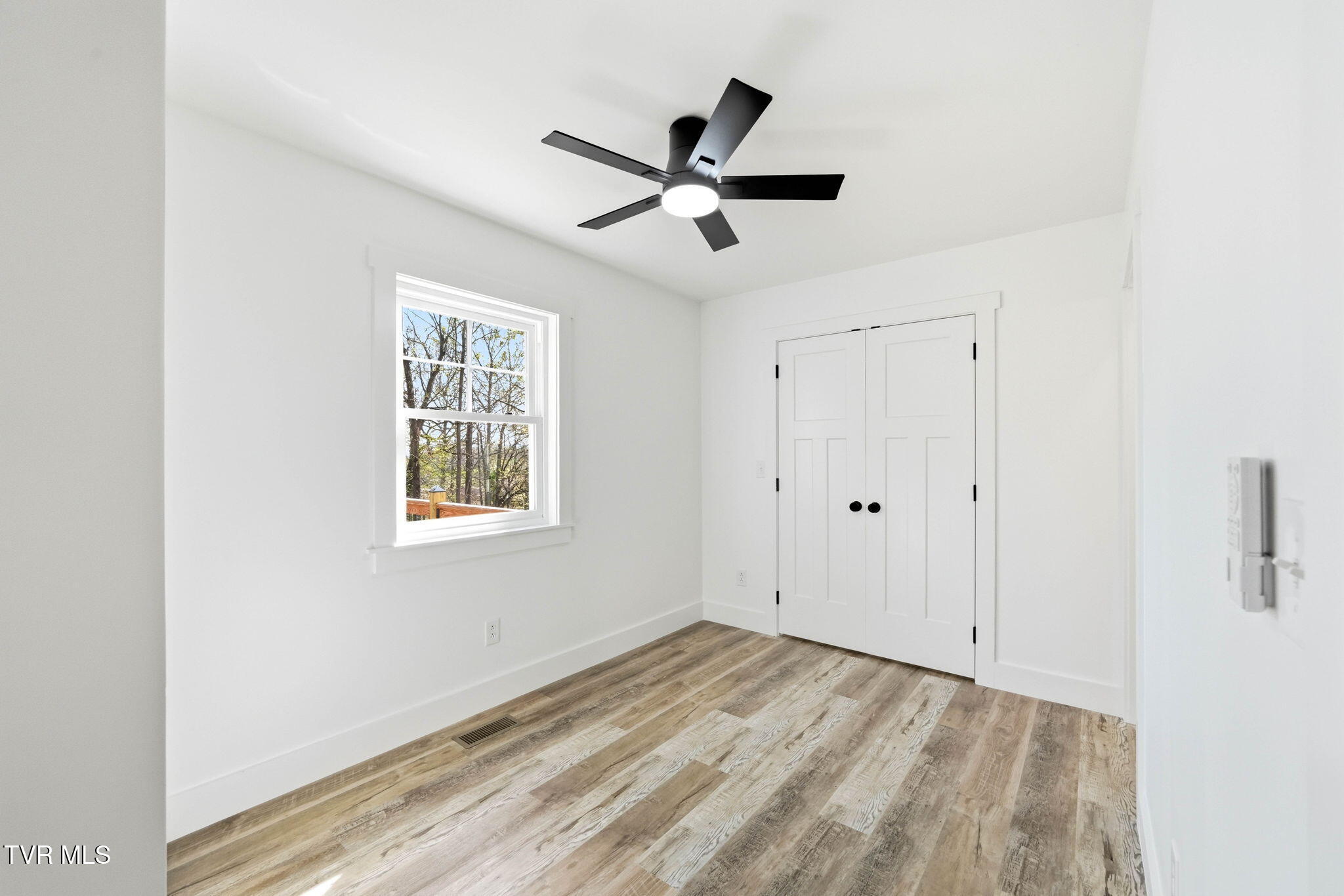 124 Hidden Valley Road