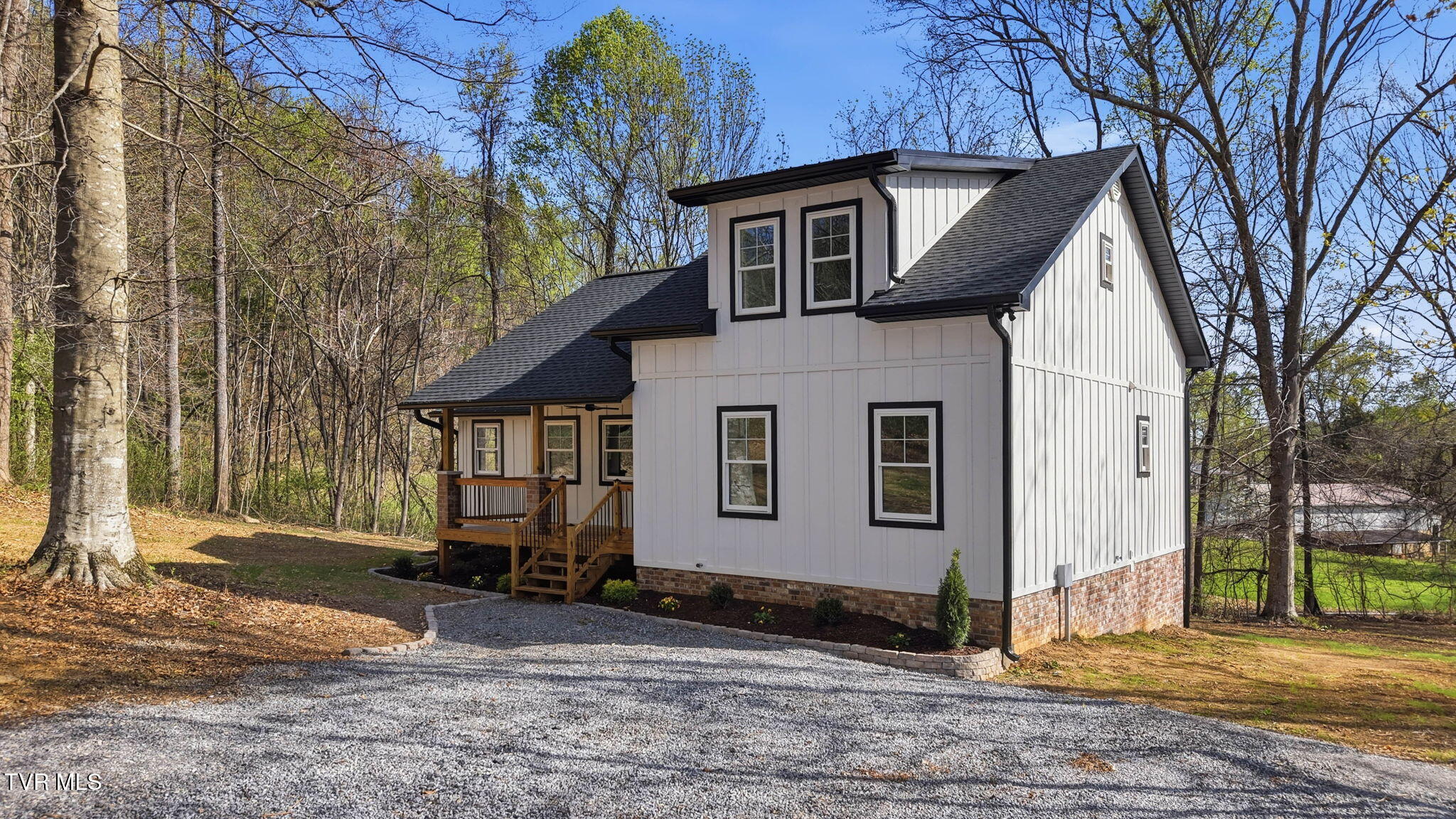 124 Hidden Valley Road