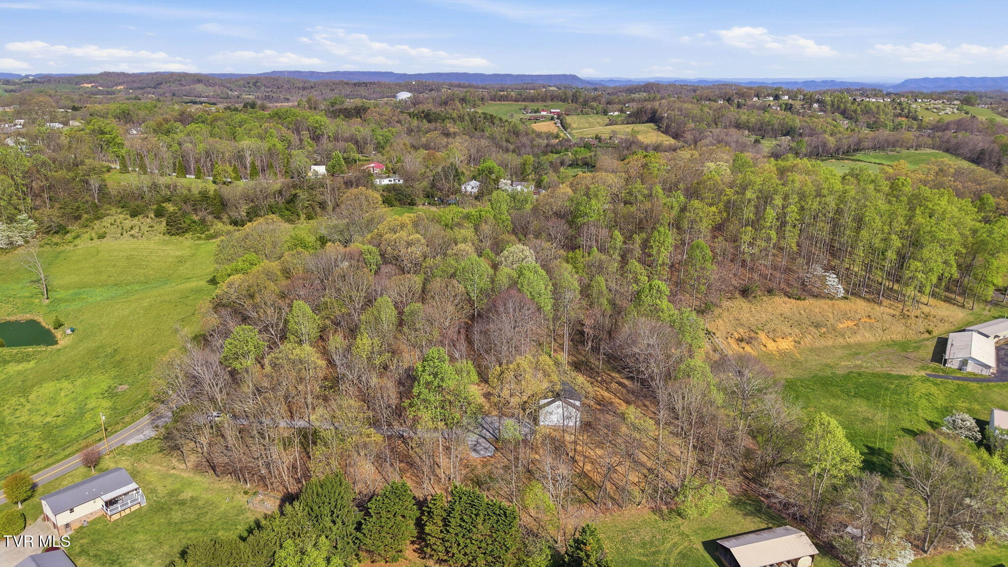 124 Hidden Valley Road