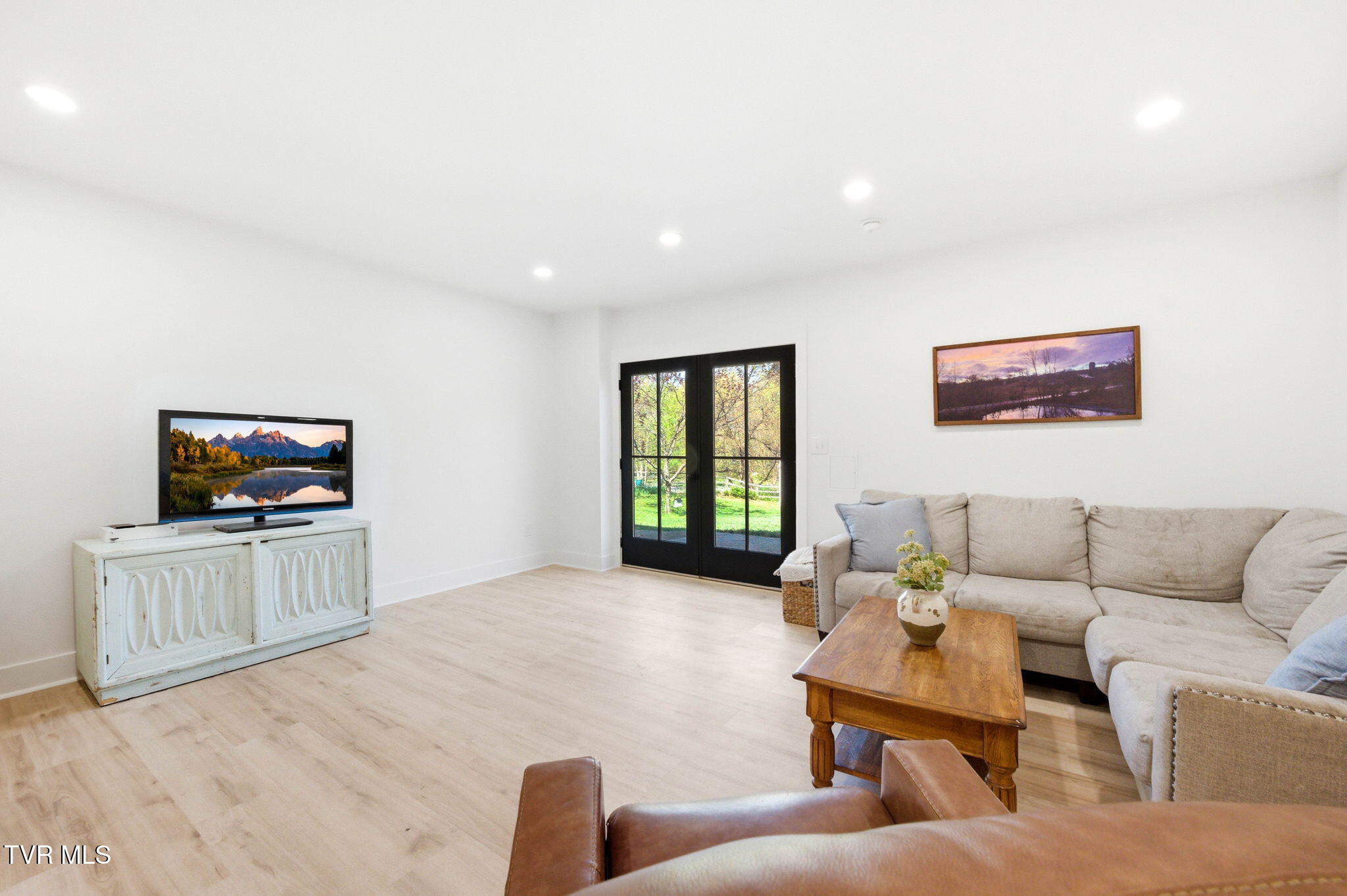 212 County Farm Road