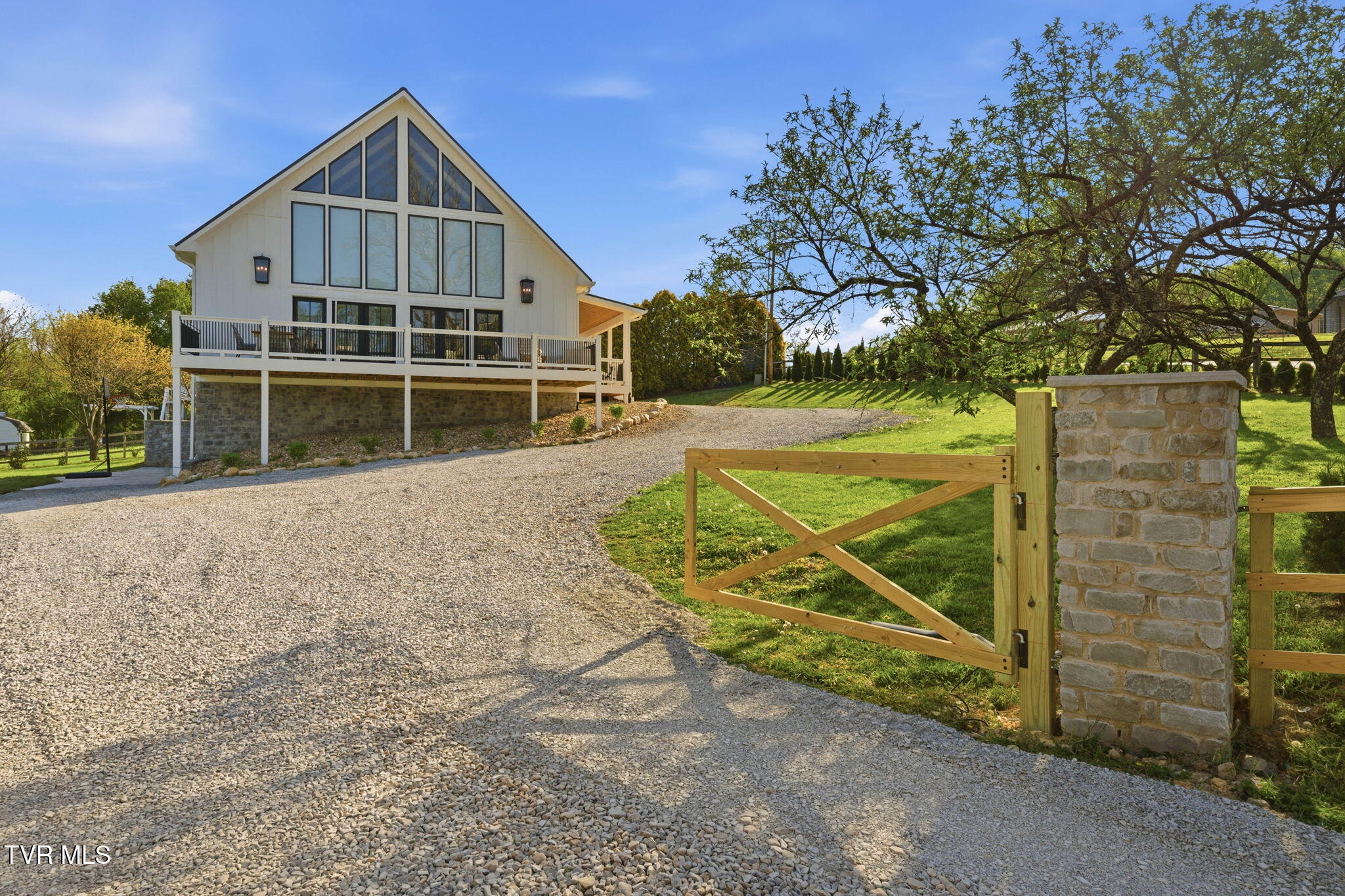 212 County Farm Road