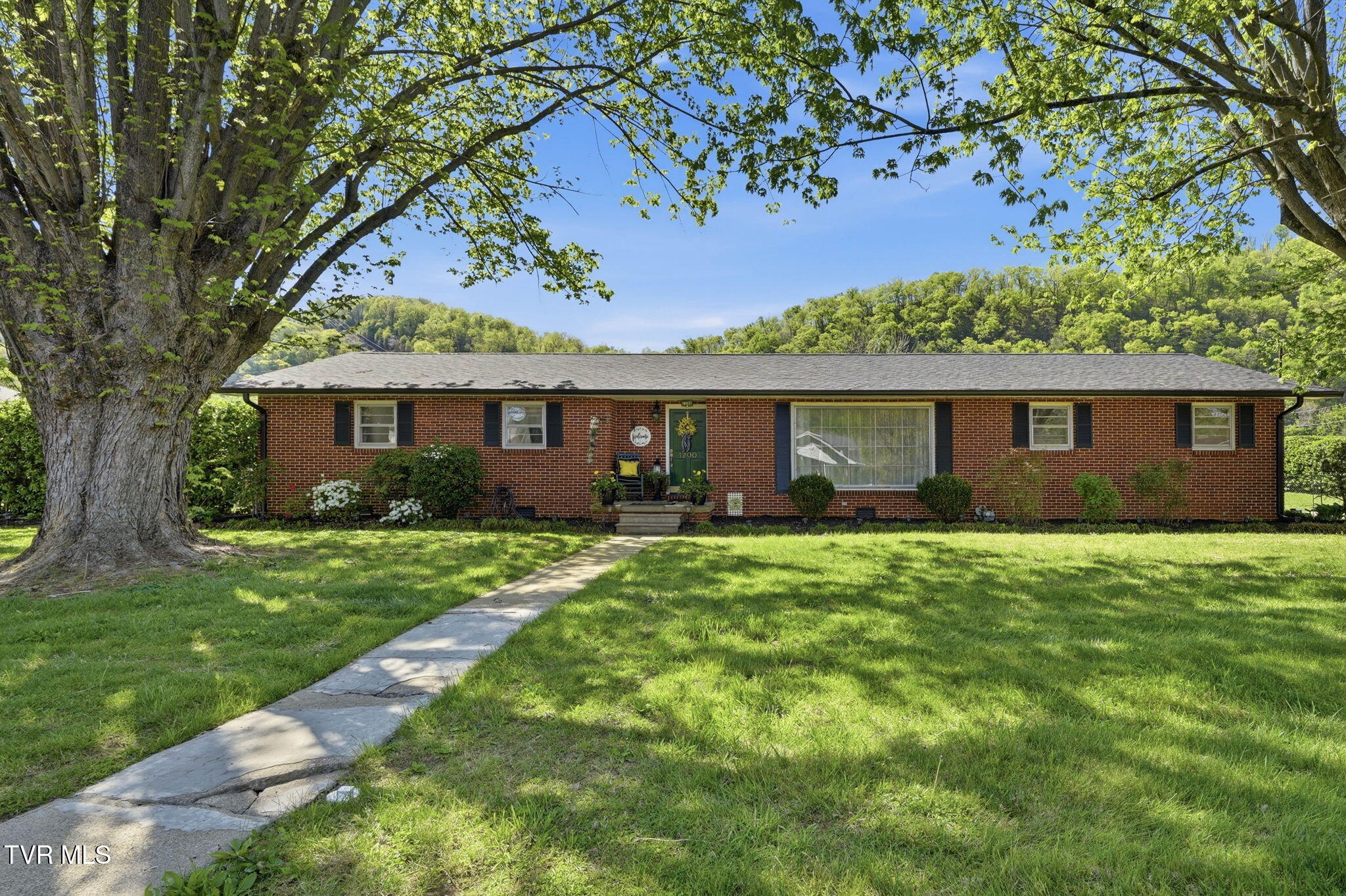 1200 Michigan Avenue