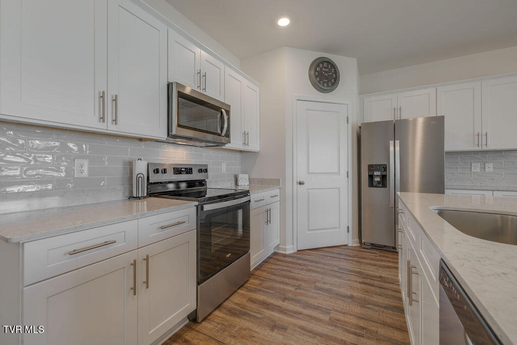 1810 Fox Meadows Circle