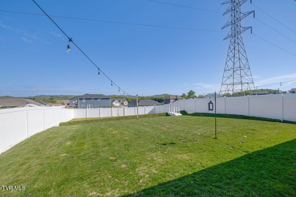 1810 Fox Meadows Circle