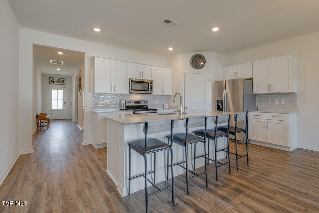 1810 Fox Meadows Circle