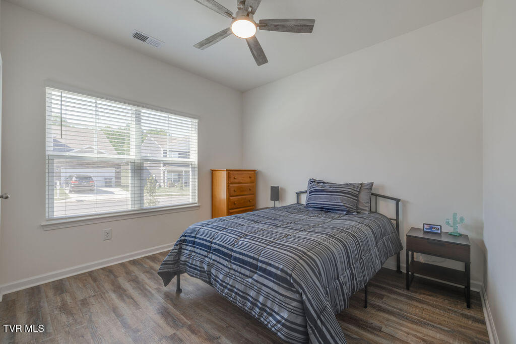 1810 Fox Meadows Circle