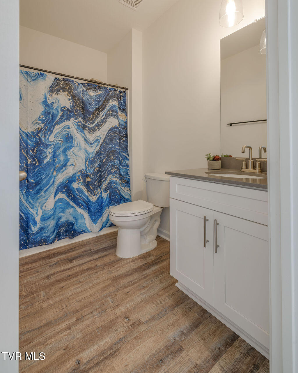 1810 Fox Meadows Circle