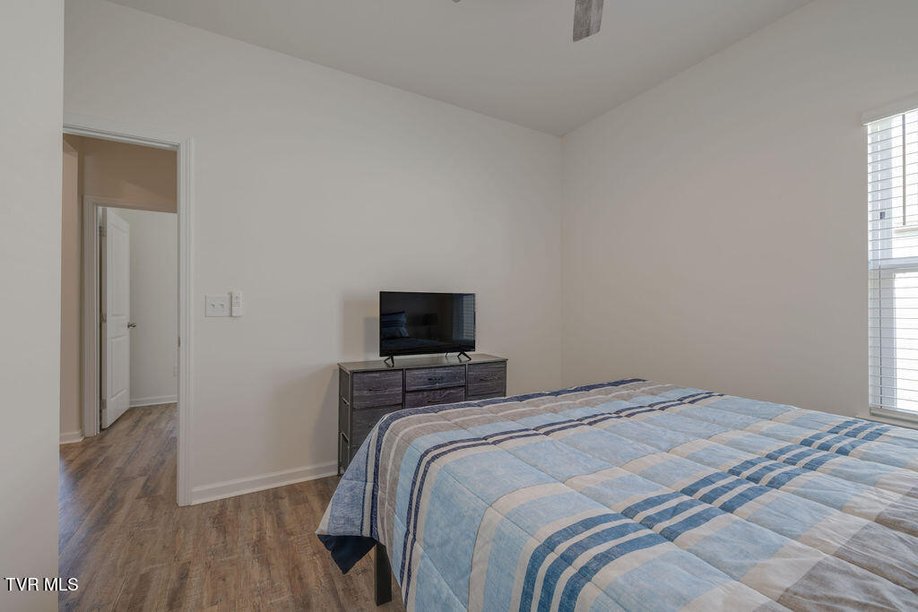 1810 Fox Meadows Circle