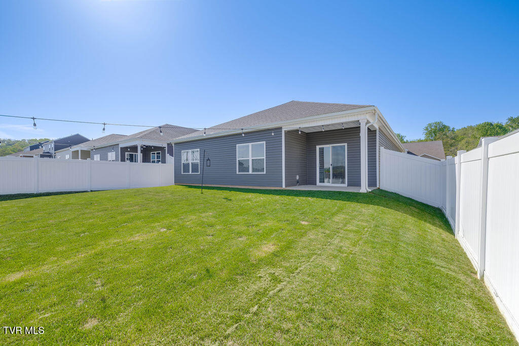 1810 Fox Meadows Circle