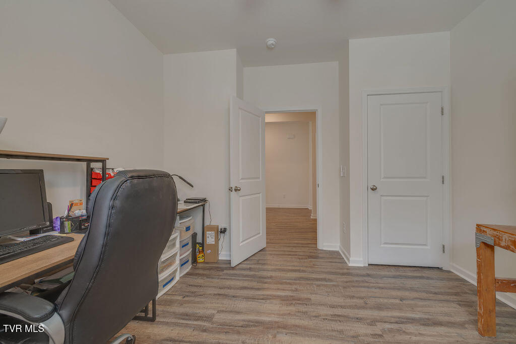 1810 Fox Meadows Circle
