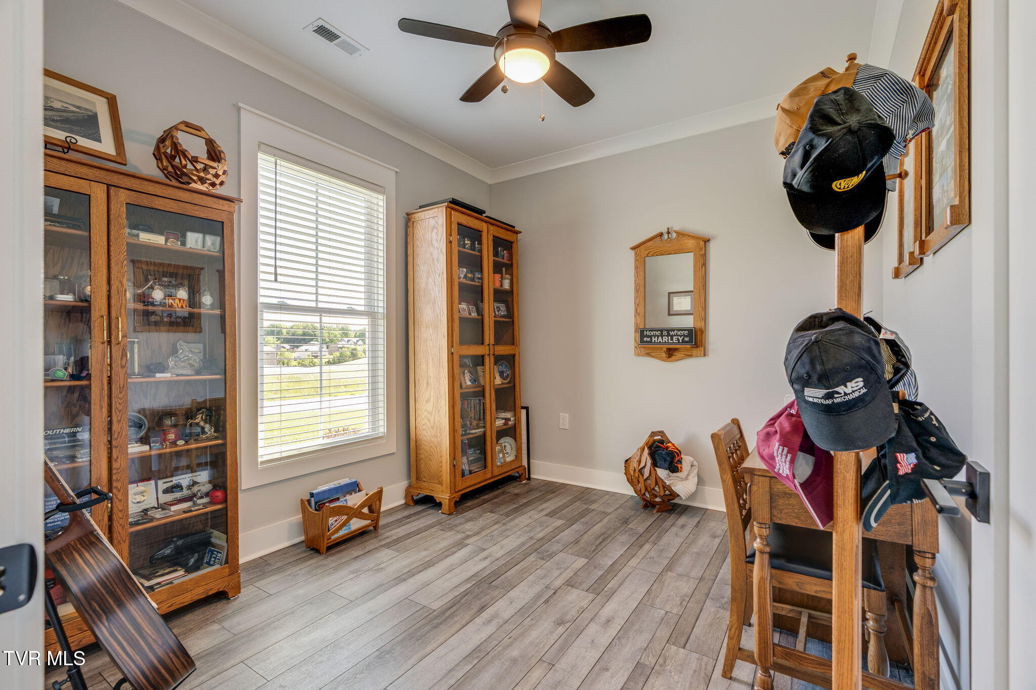 2137 Cattlemans Trail