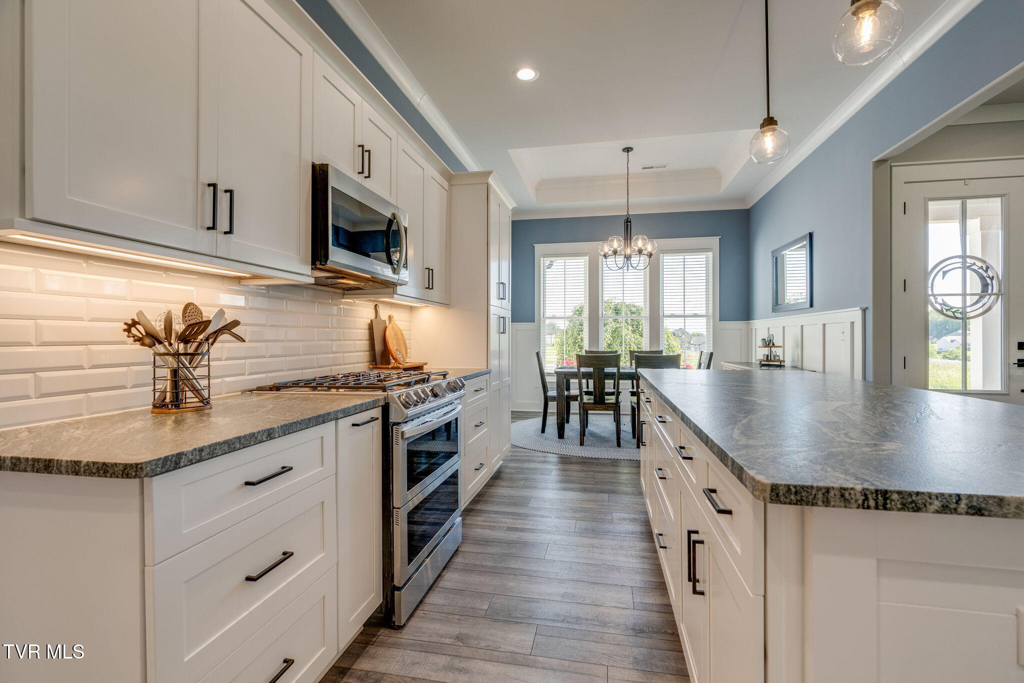 2137 Cattlemans Trail