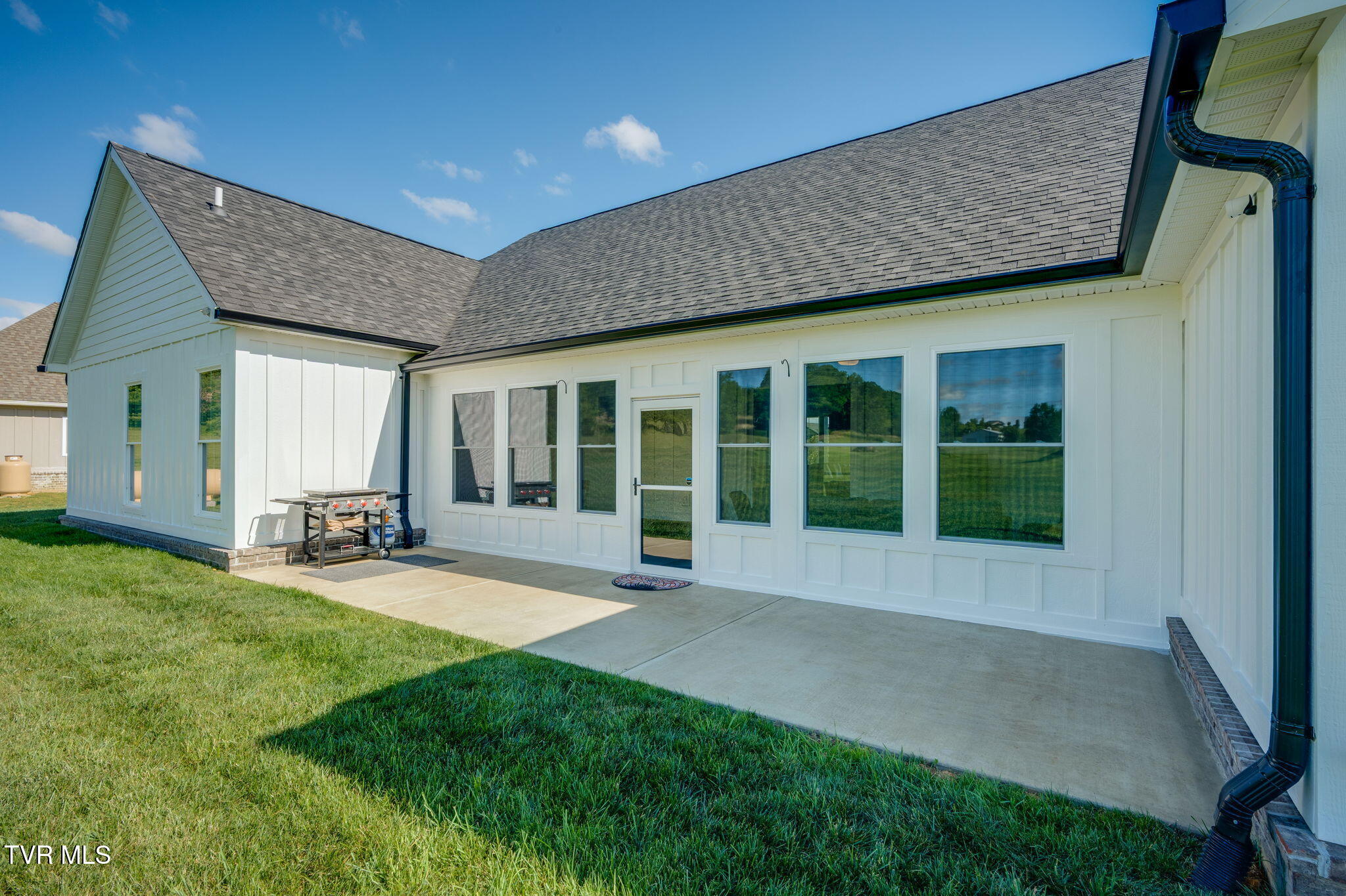 2137 Cattlemans Trail