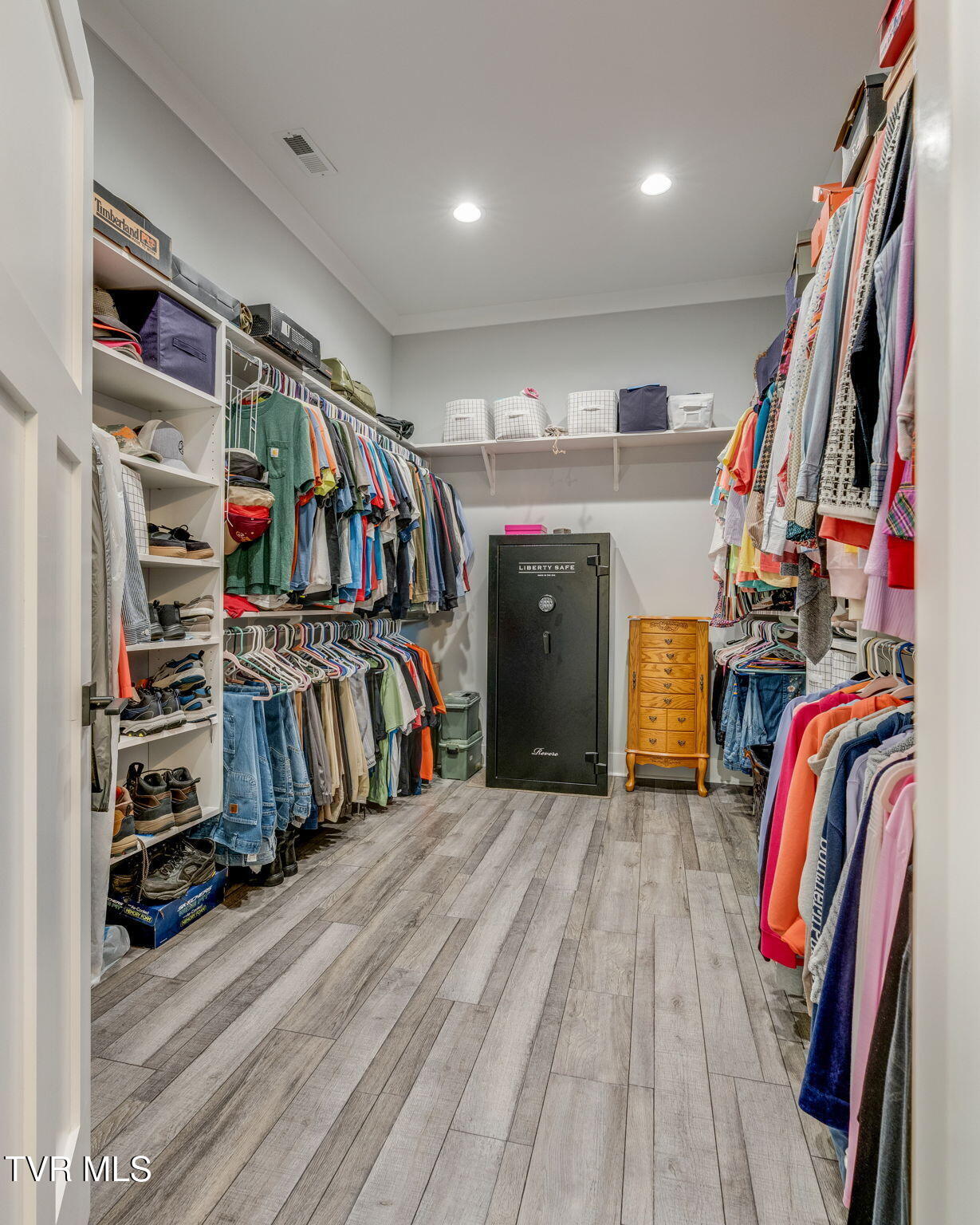 2137 Cattlemans Trail