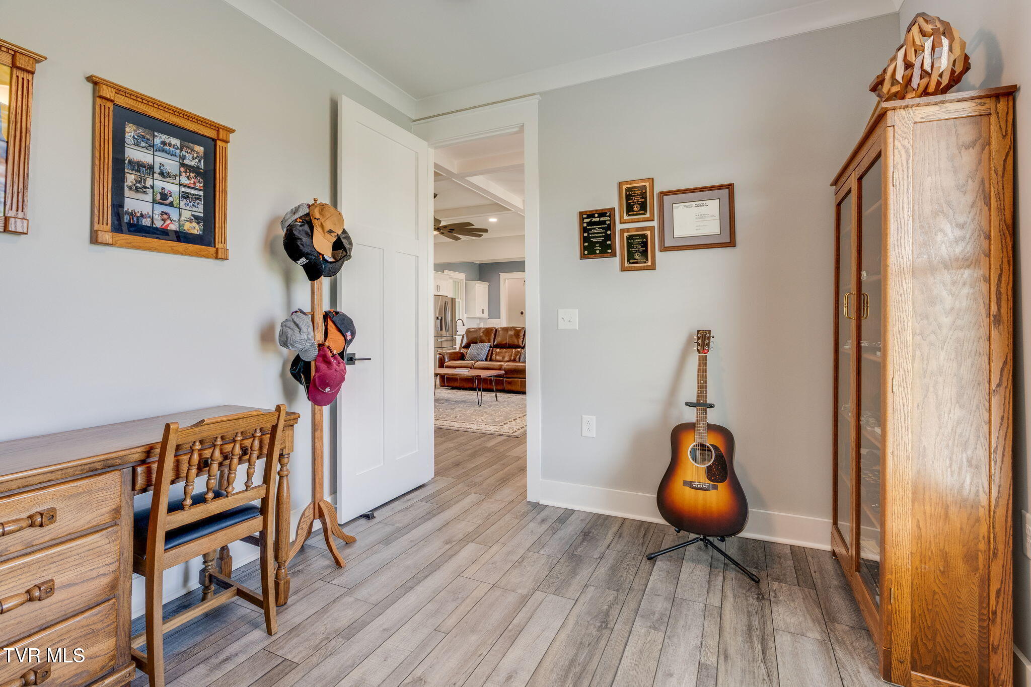 2137 Cattlemans Trail