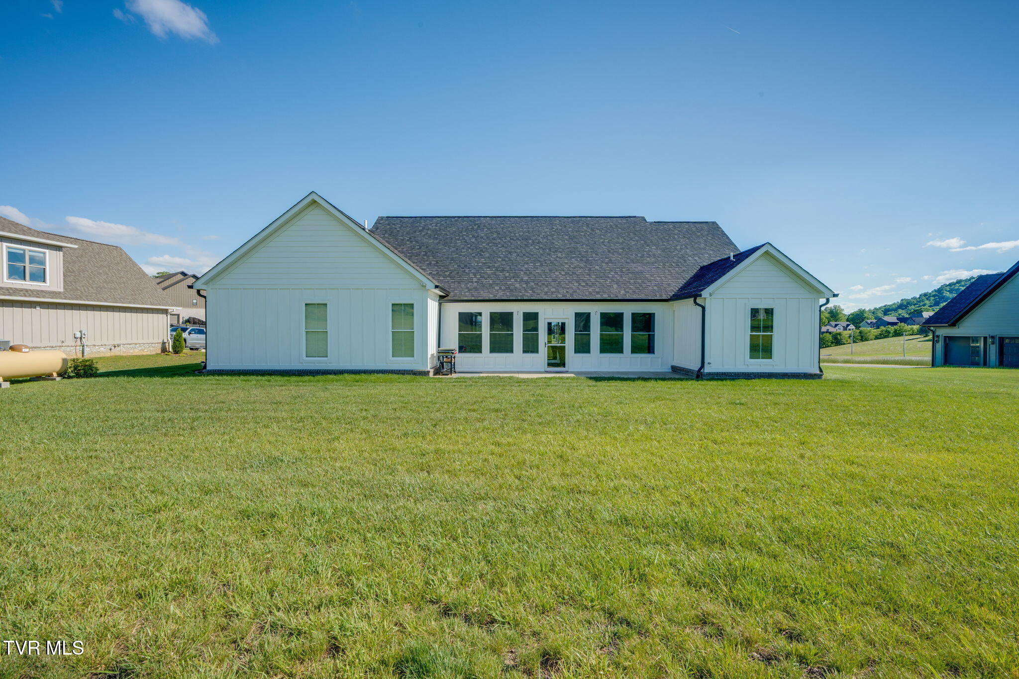 2137 Cattlemans Trail