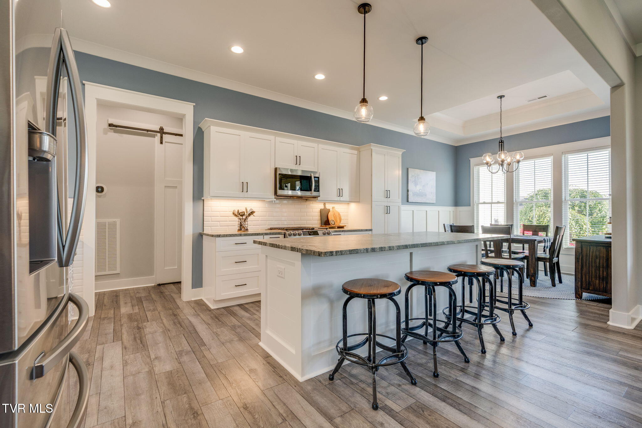 2137 Cattlemans Trail