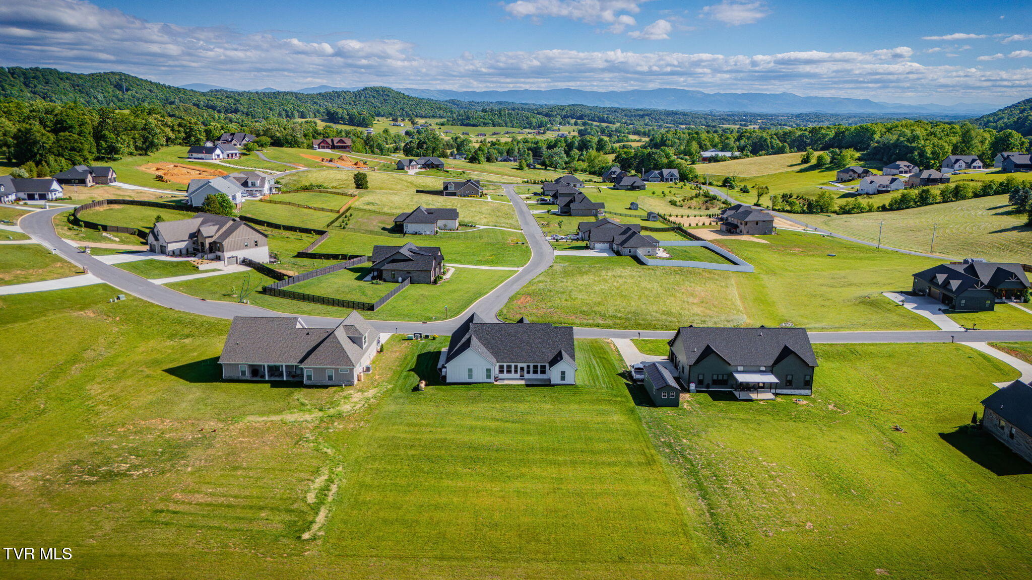 2137 Cattlemans Trail