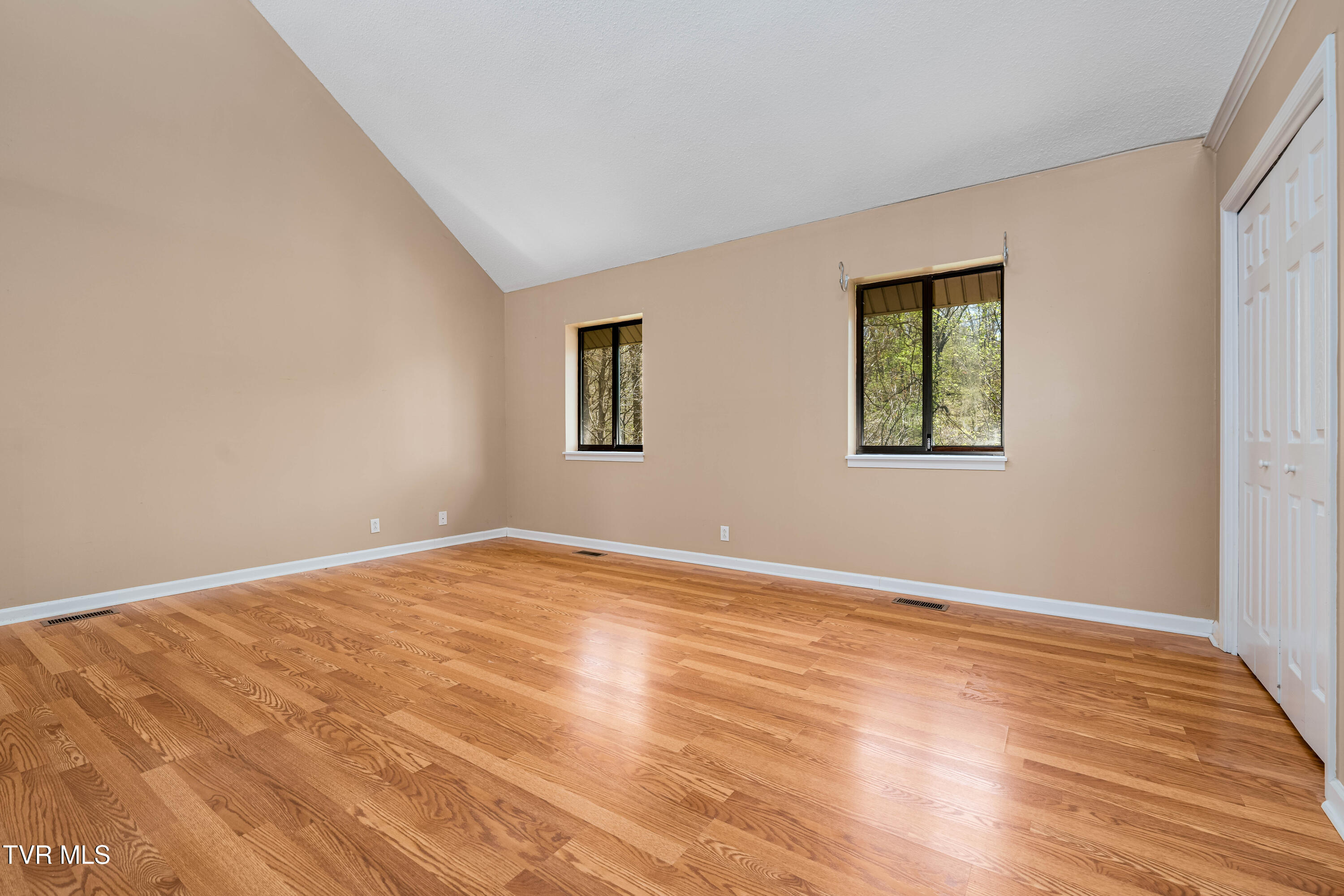 1129 Breckenridge Drive Na