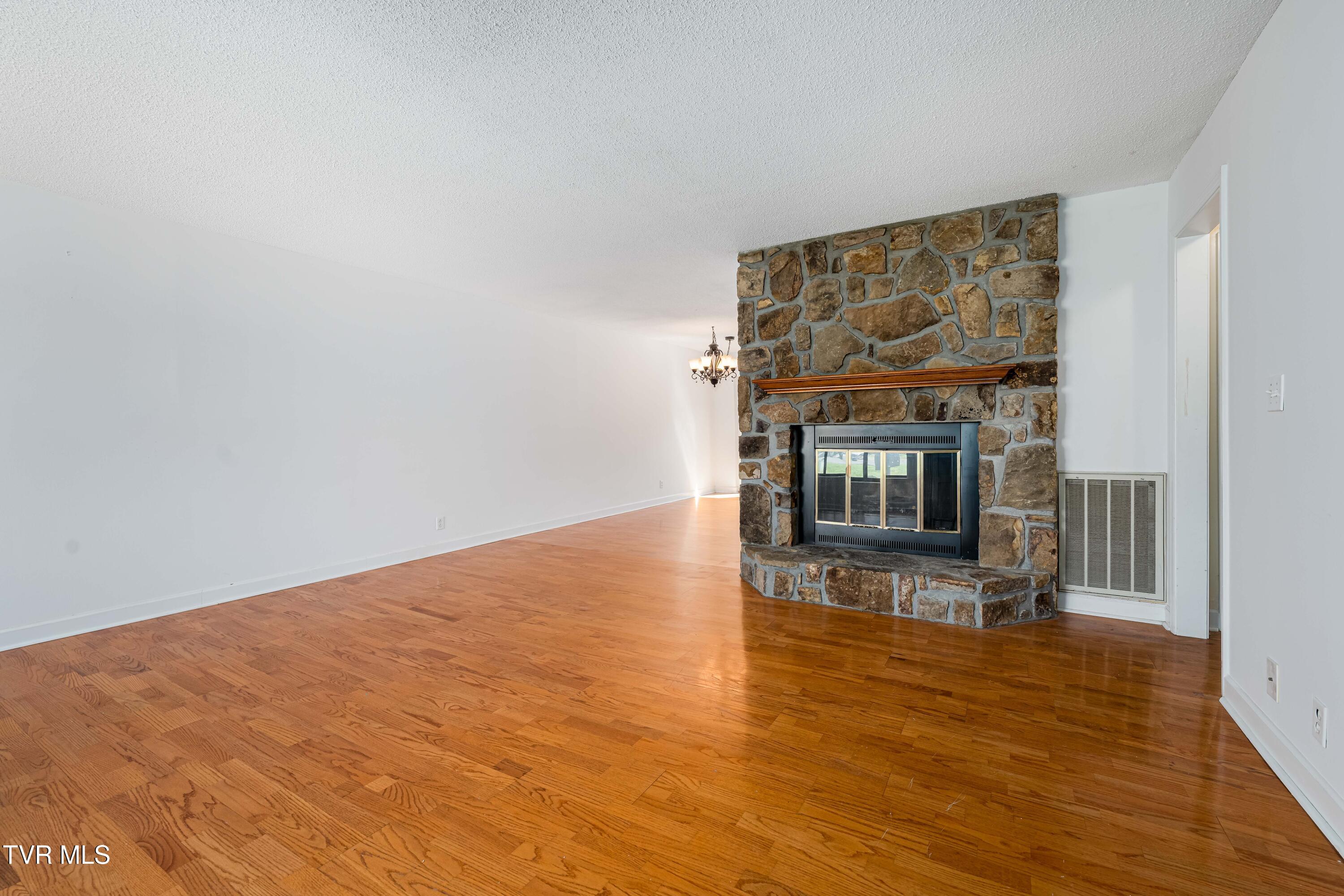 1129 Breckenridge Drive Na