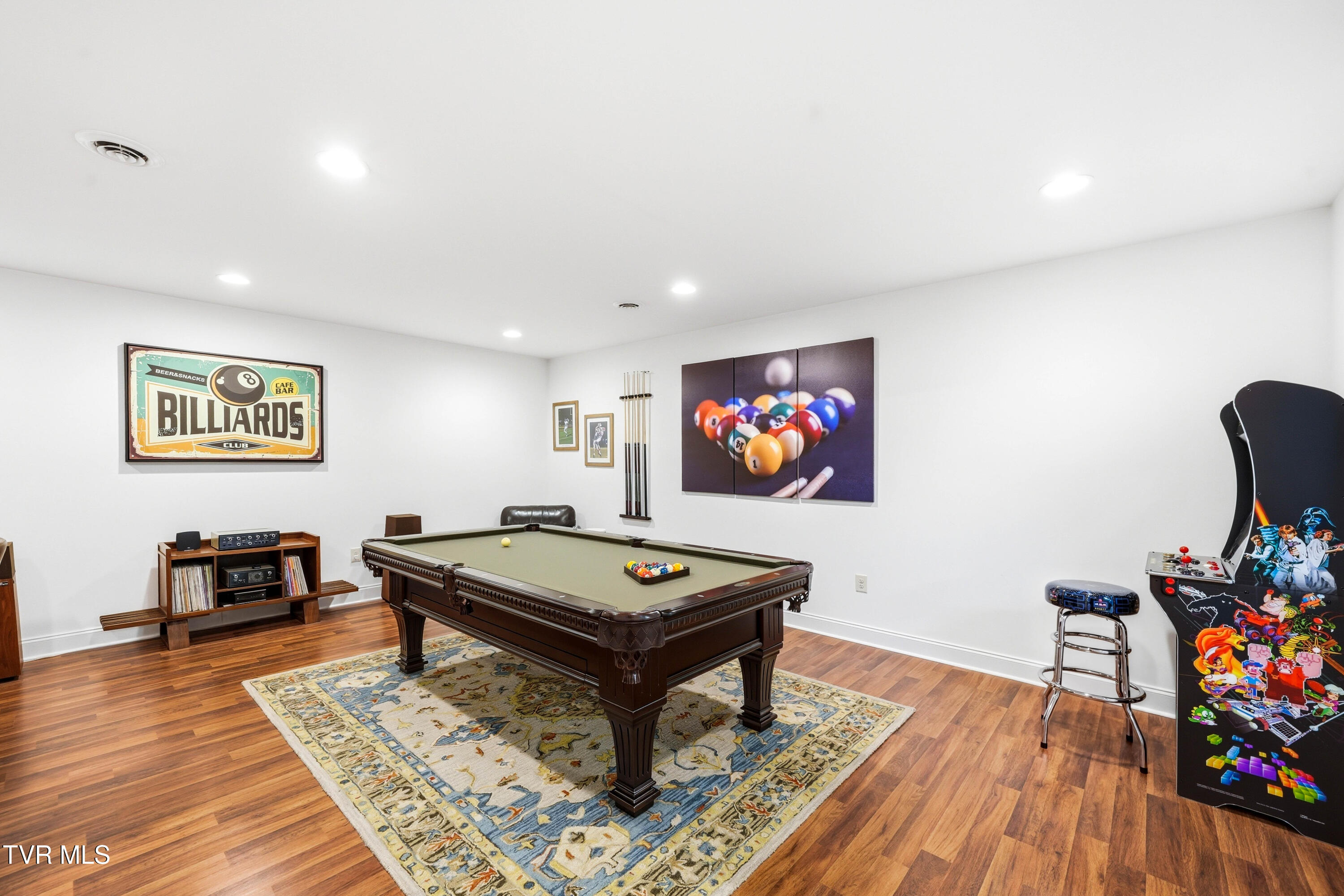 412 Shade Tree Way