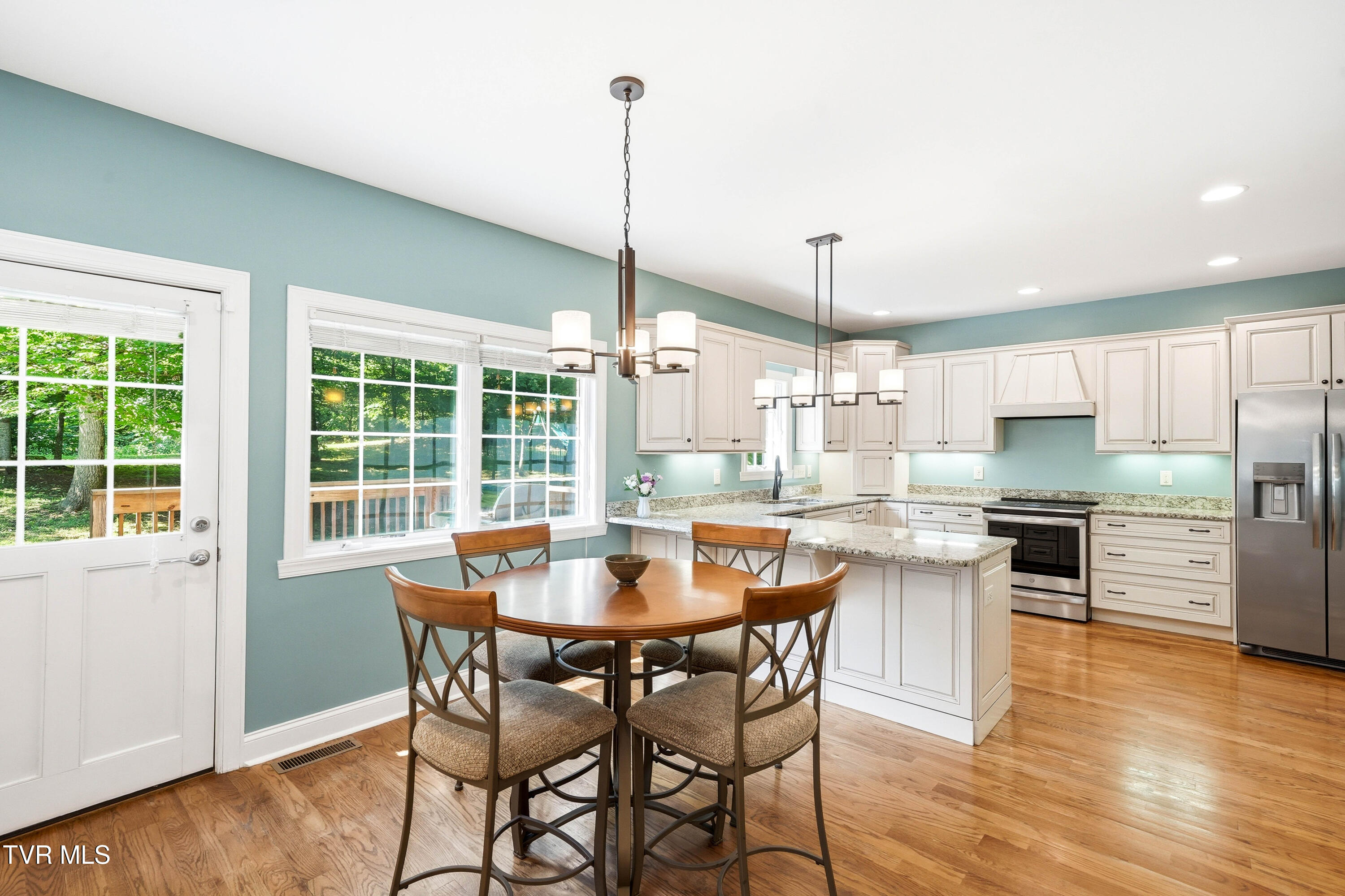 412 Shade Tree Way