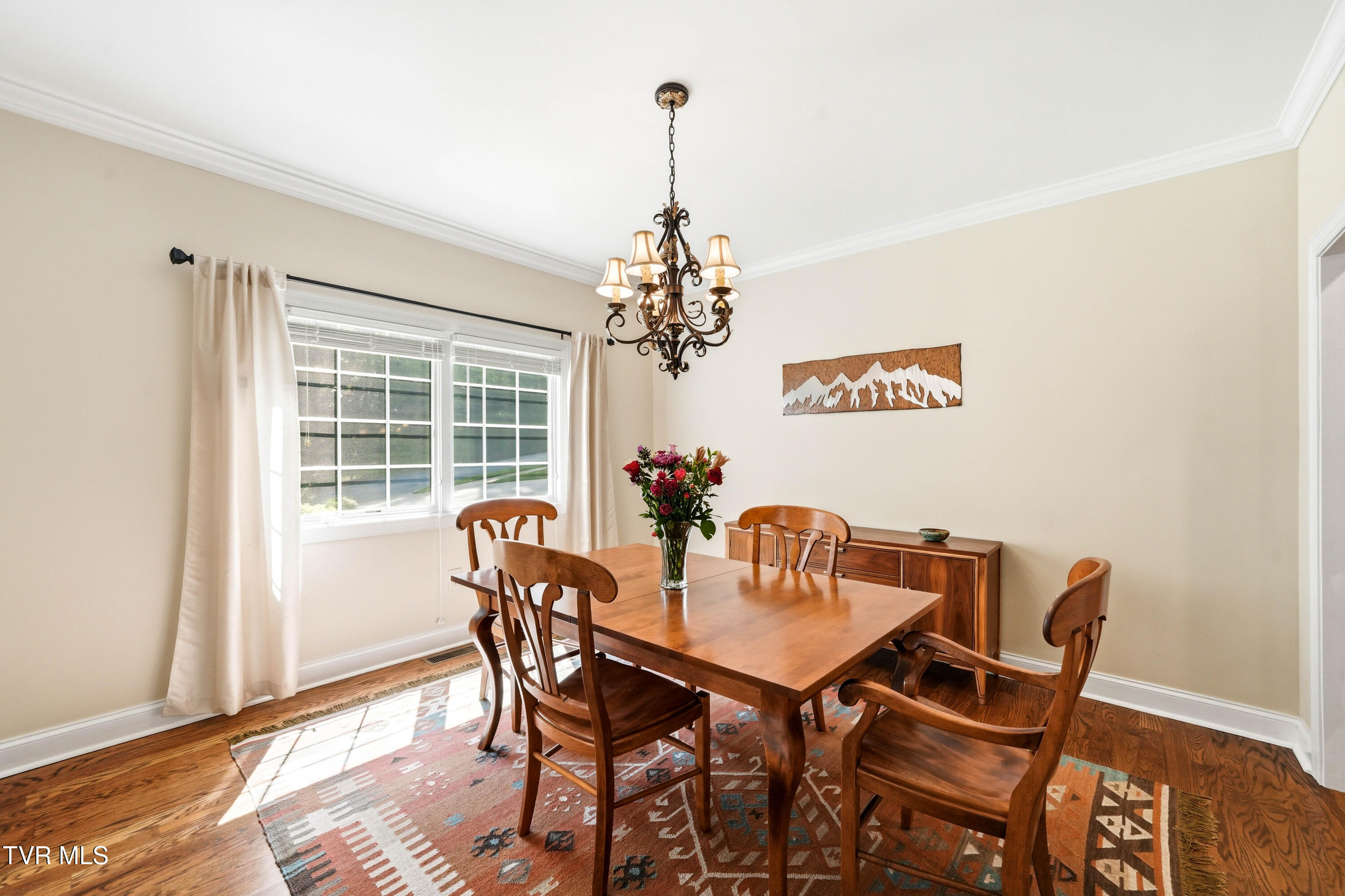 412 Shade Tree Way