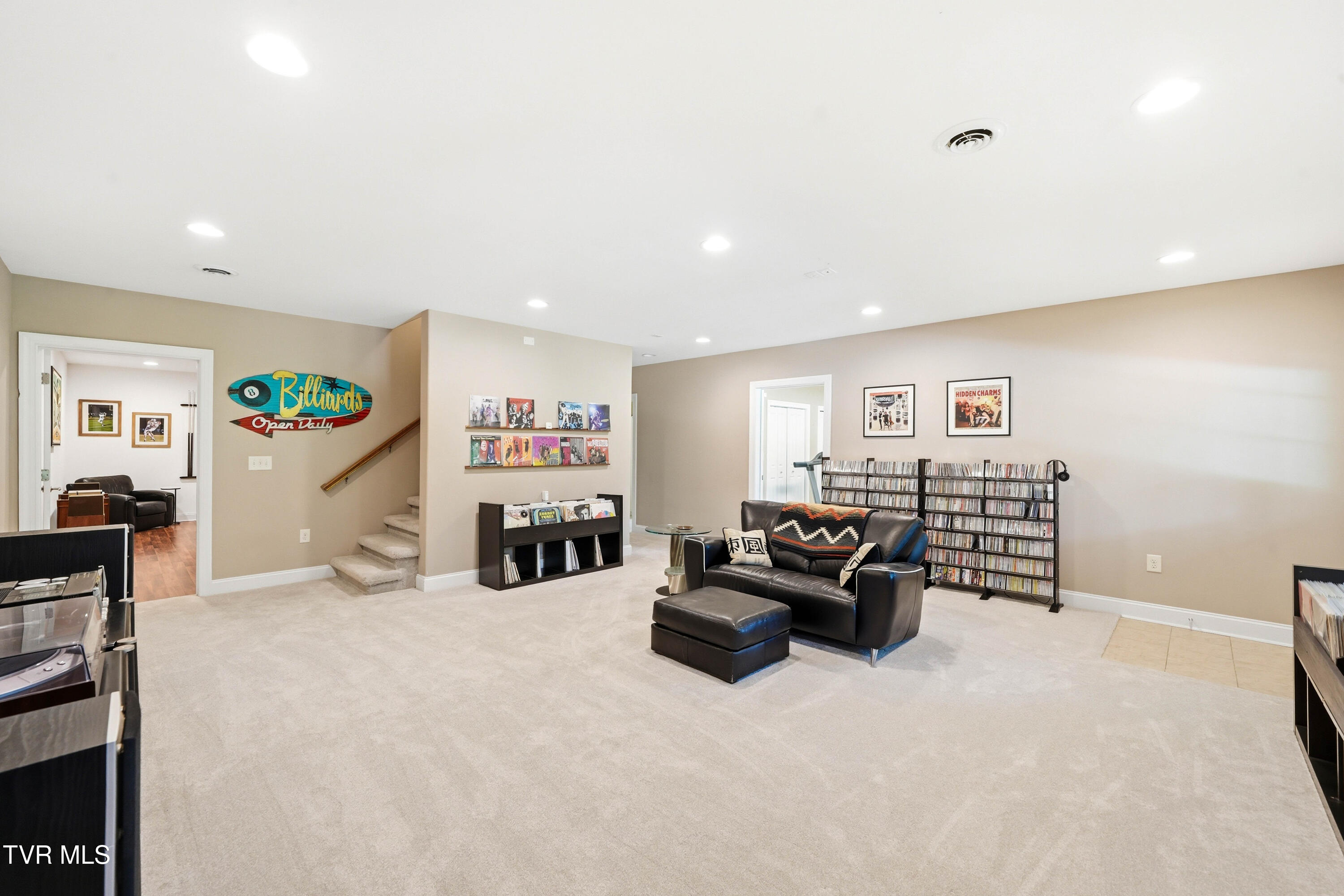 412 Shade Tree Way