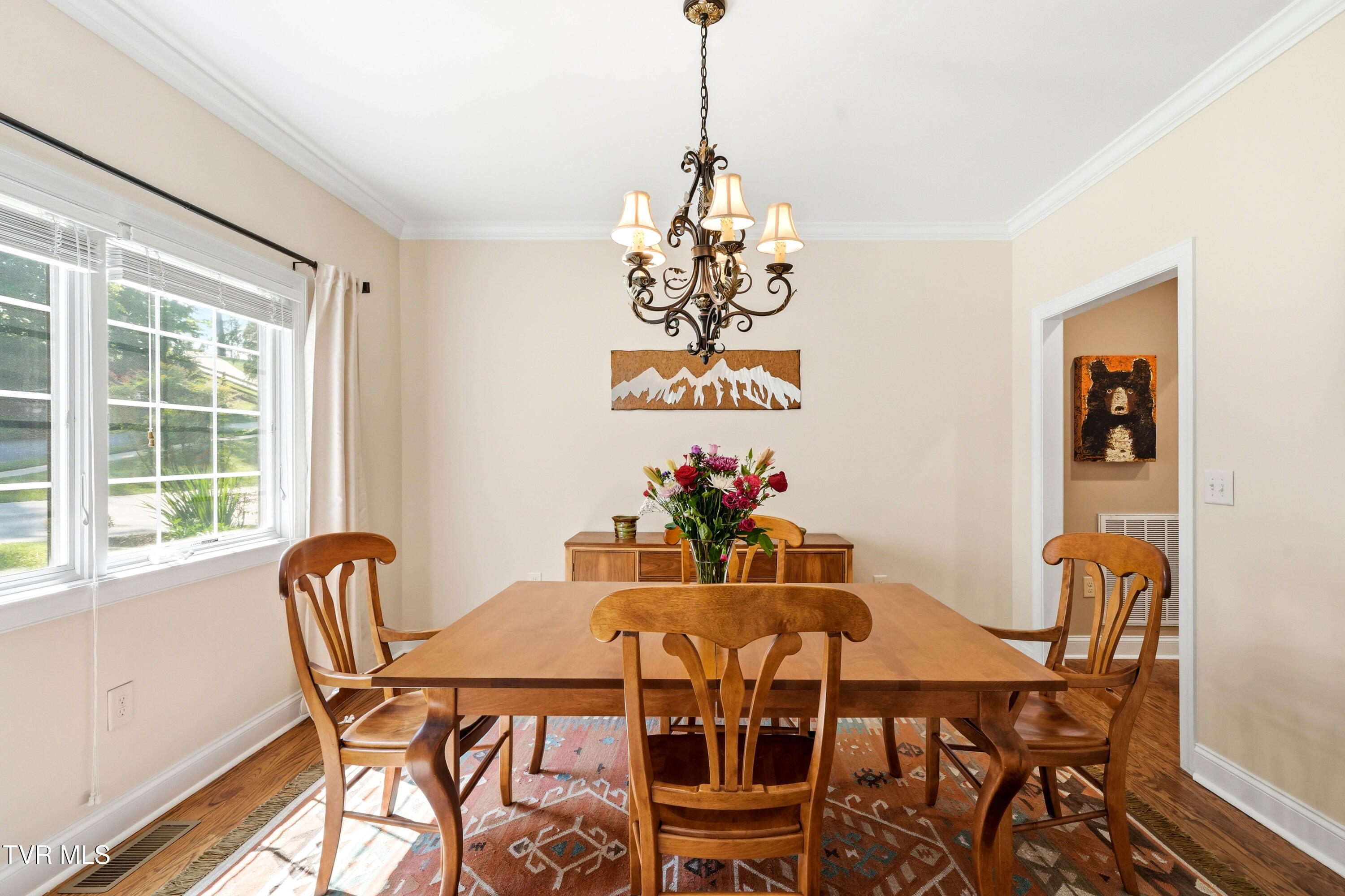 412 Shade Tree Way