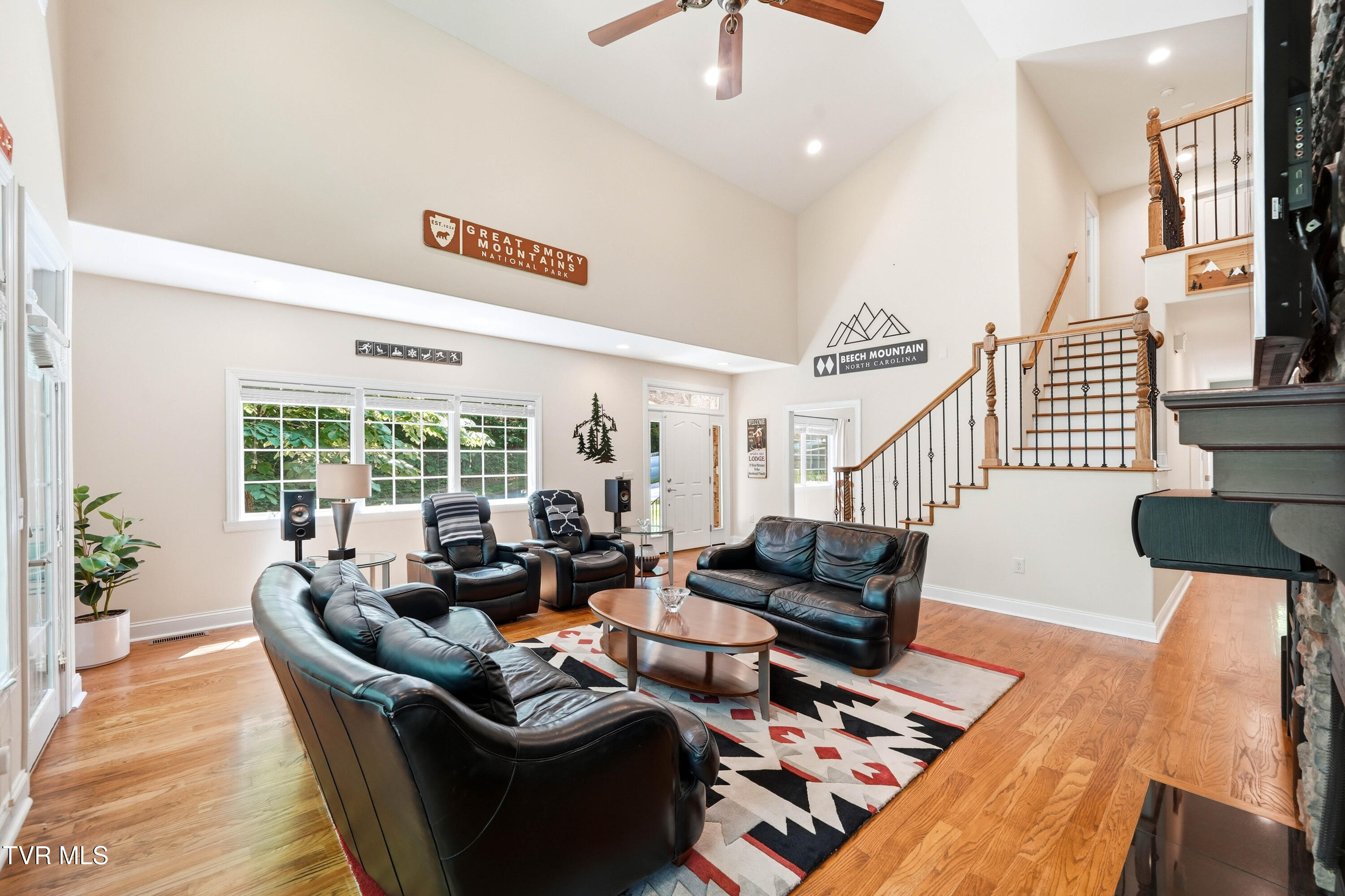412 Shade Tree Way